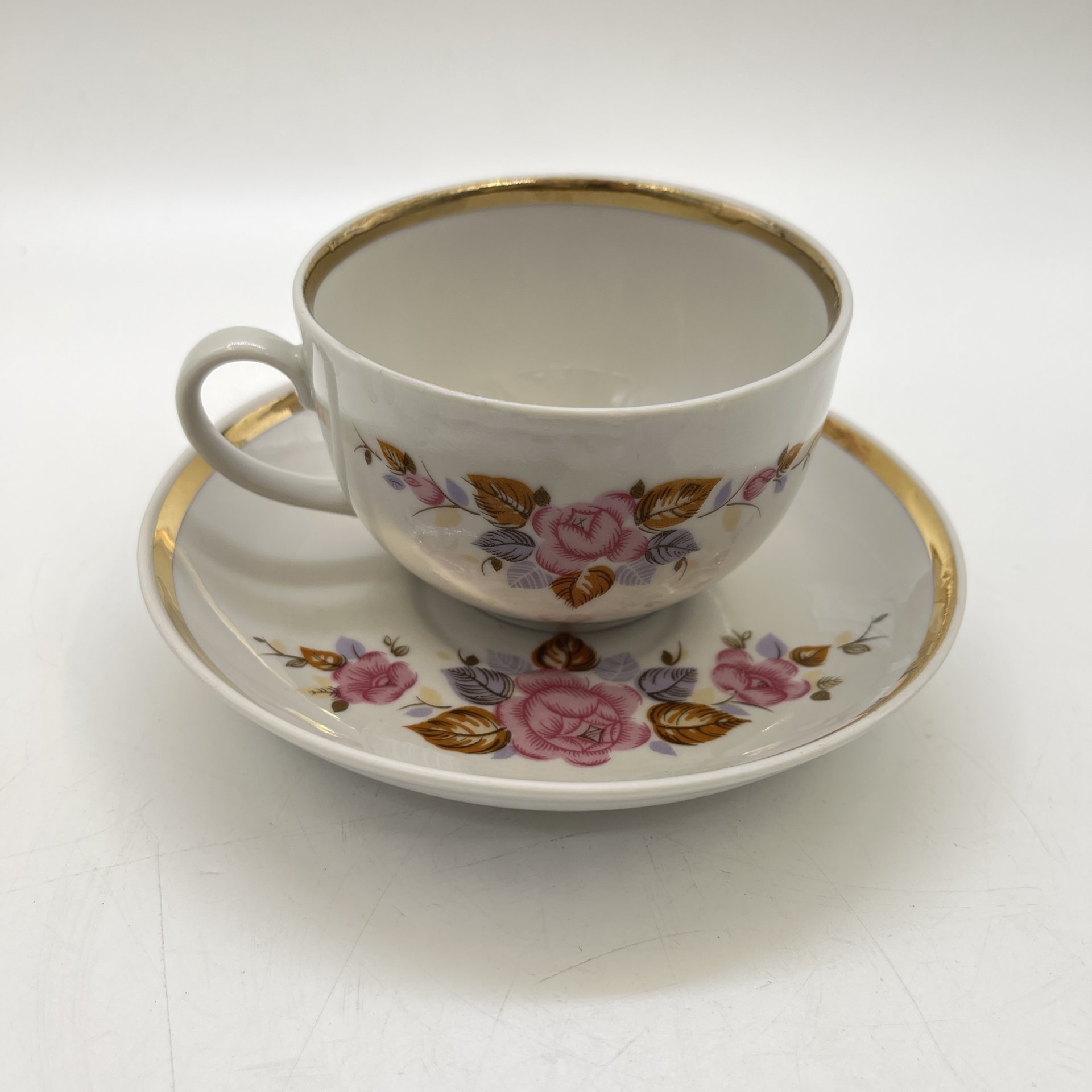 Чайная пара с цветочным декором, фарфор, деколь, золочение, Дулевский фарфоровый завод (Дулёво), СССР, 1970-1990 гг.