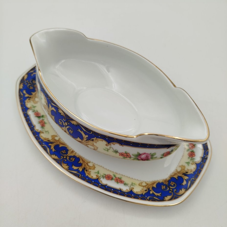 Соусник в стиле Art Deco, украшенный цветочным декором, фарфор, деколь, золочение, Moritz Zdekauer (MZ), Чехословакия, 1930-1940 гг.