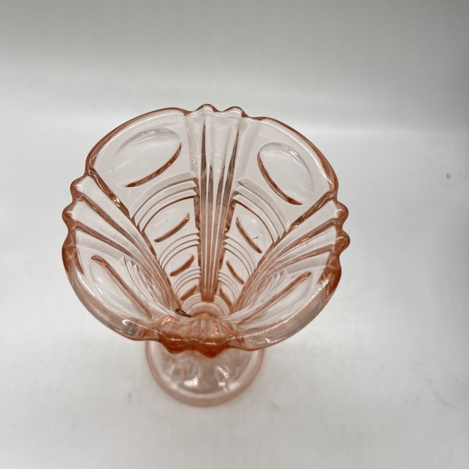 Вазочка для небольшого букета в карамельном оттенке