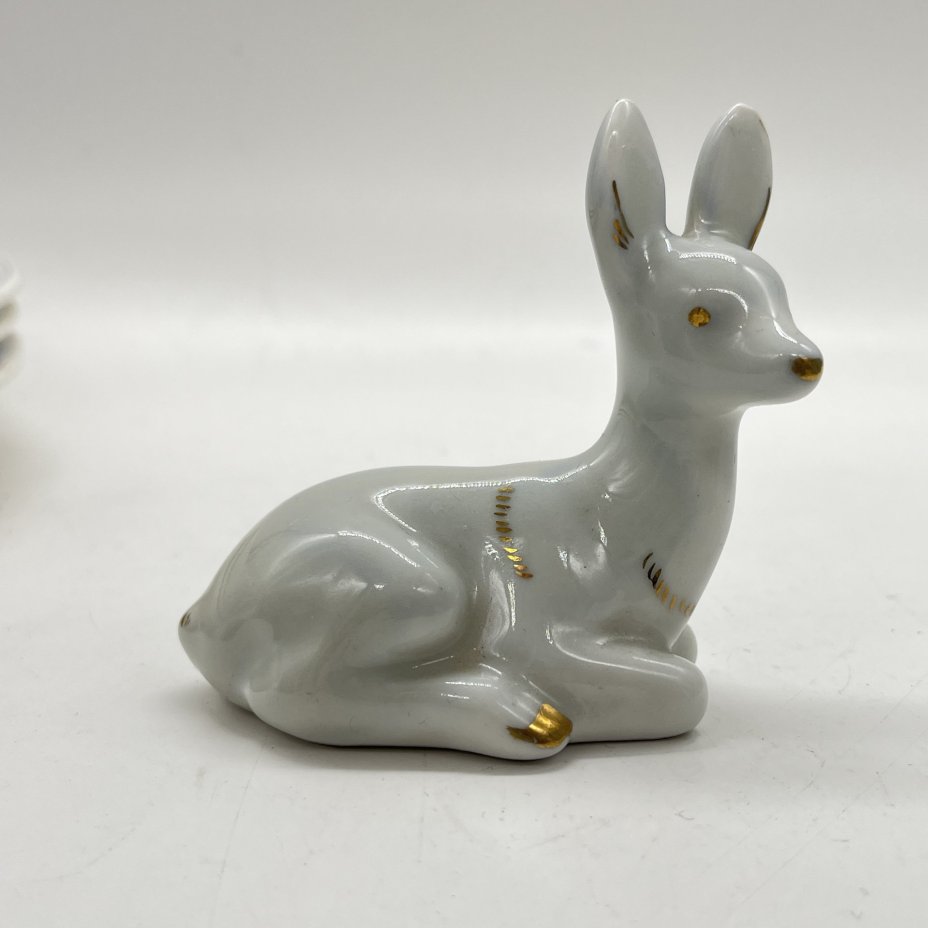 Статуэтка "Косуля", фарфор, золочение, Рижский фарфорово-фаянсовый завод, СССР, 1980-1990 гг.