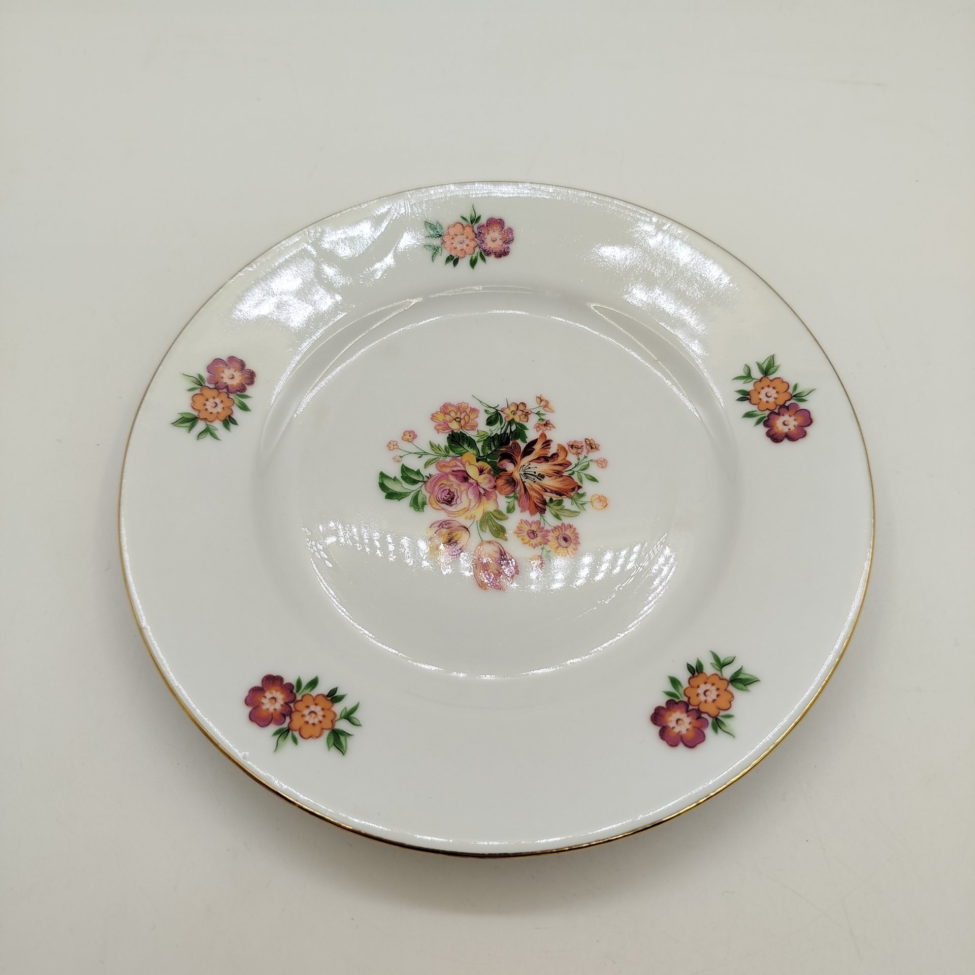 Чайная тройка с цветочным декором, фарфор, деколь, золочение, Thun (Тун), Чехословакия, 1950-1960 гг.