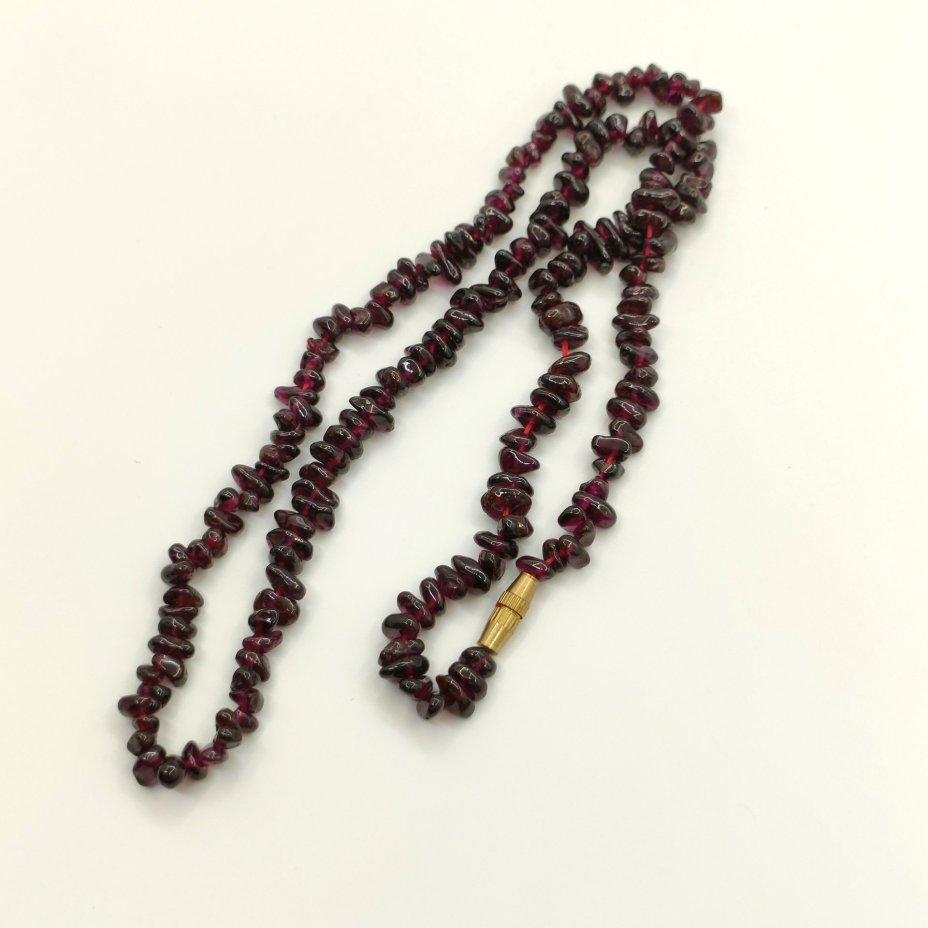 Бусы из камней различной формы винного оттенка, металл, гранат, СССР, 1970-1990 гг.