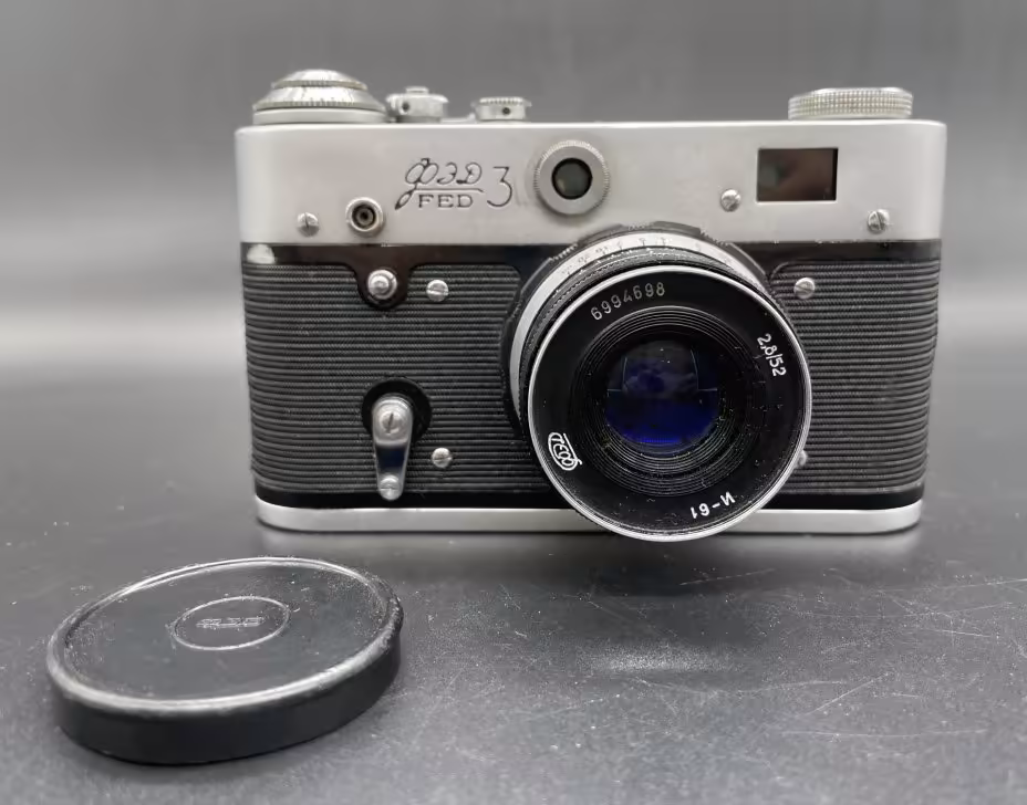 Фотоаппарат "ФЭД-3" с объективом "Индустар-61 Л/Д" в оригинальном кофре, металл, стекло, кожа, Харьковский машиностроительный завод им. Дзержинского (ФЭД), СССР, 1961-1979 гг., Харьковский машиностроительный завод им. Дзержинского (ФЭД)