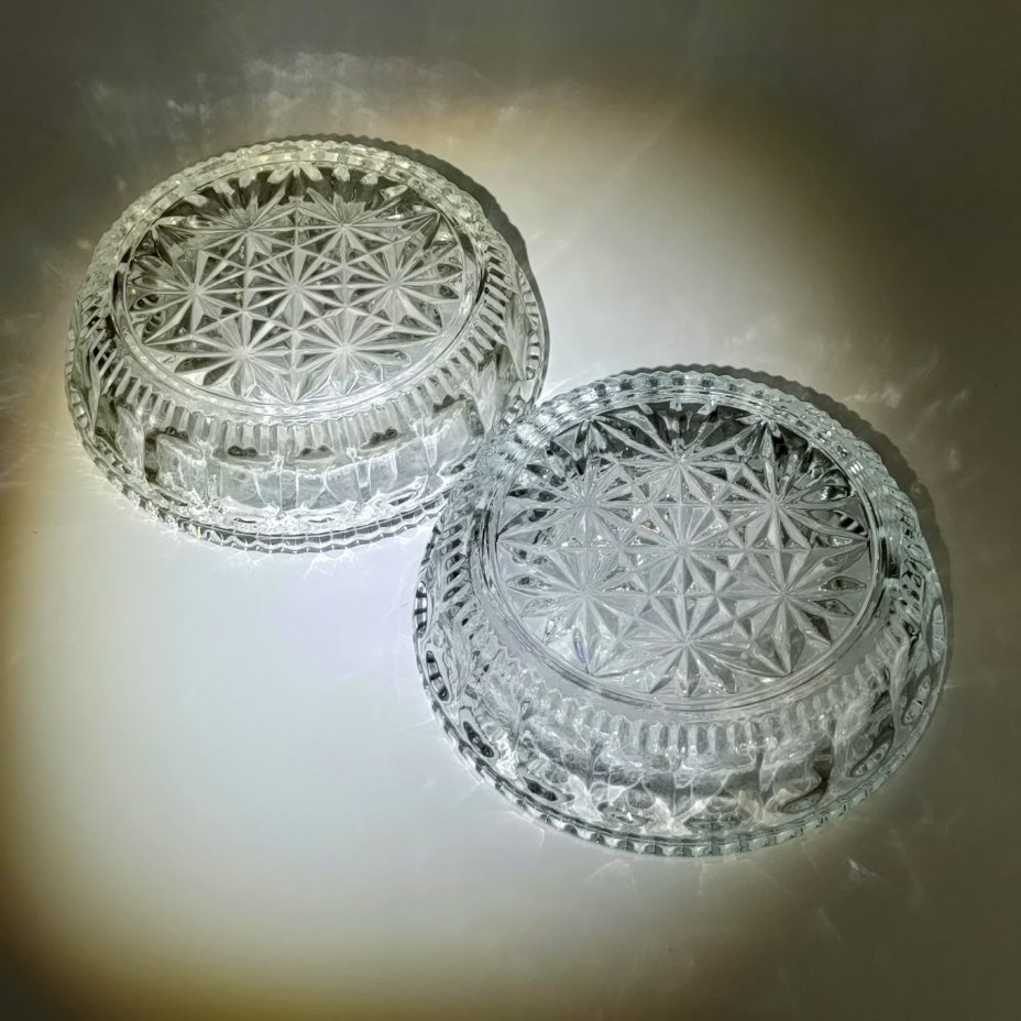 Набор из 2-х конфетниц с рельефным декором