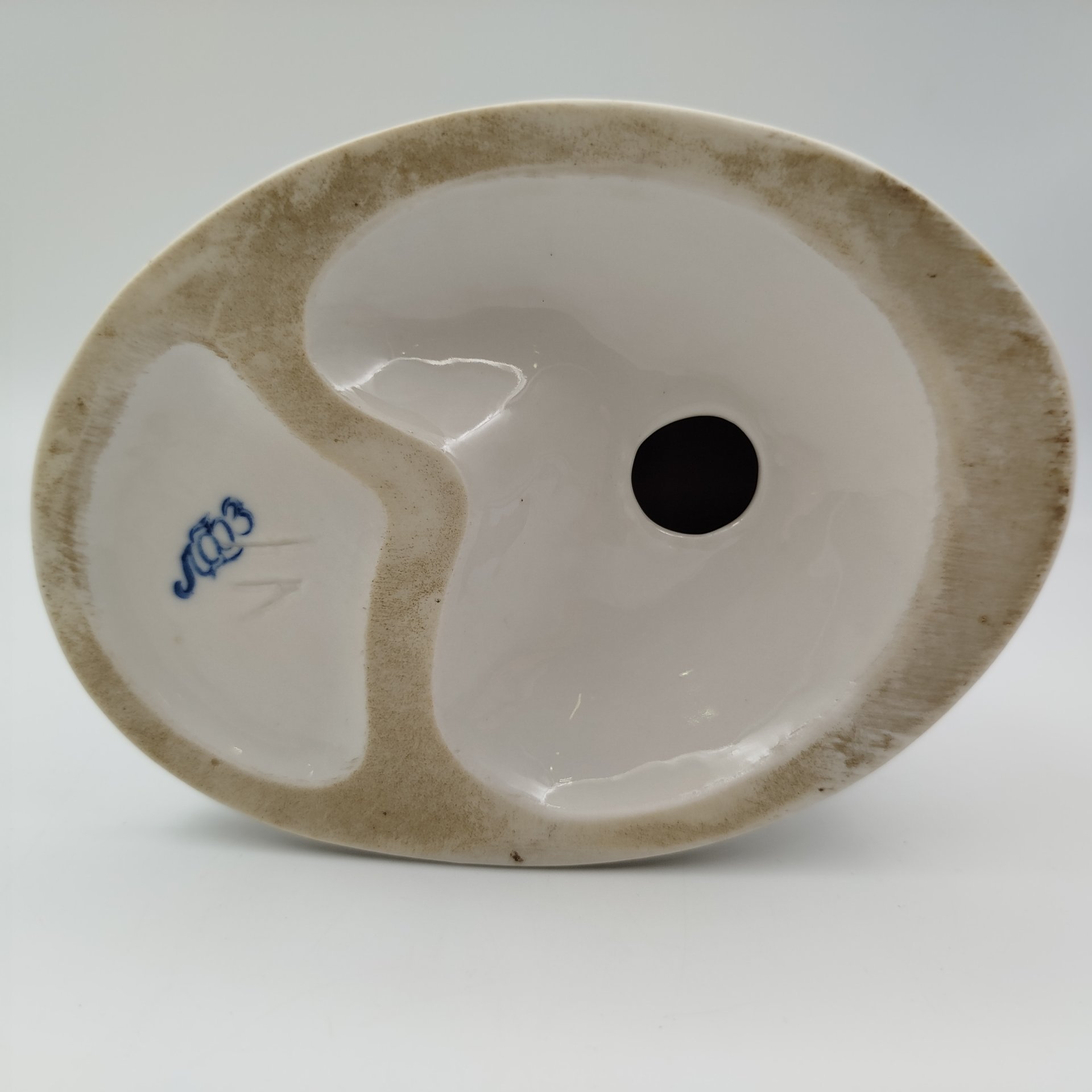 Статуэтка "Боксер" (с дарственной надписью), скульптор В.С. Драчинская, фарфор, Ленинградский фарфоровый завод (ЛФЗ), СССР, 1960-1970 гг.