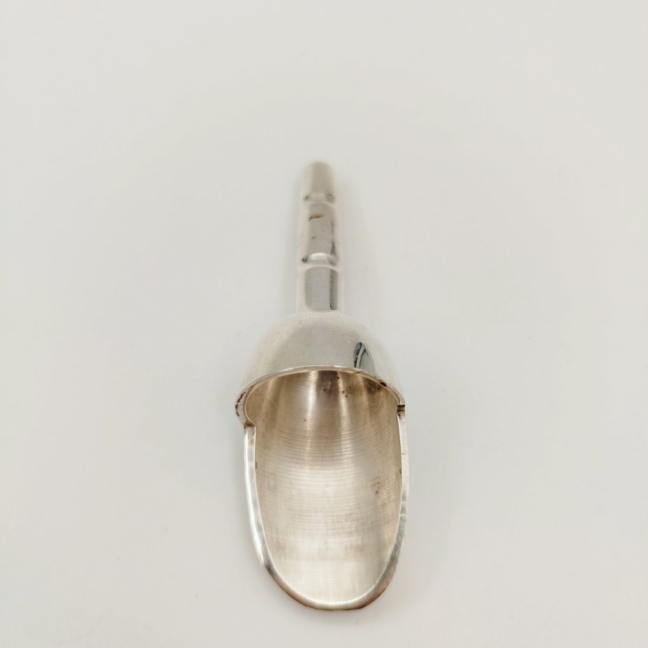 Сахарница в виде ковша с совочком с растительным декором