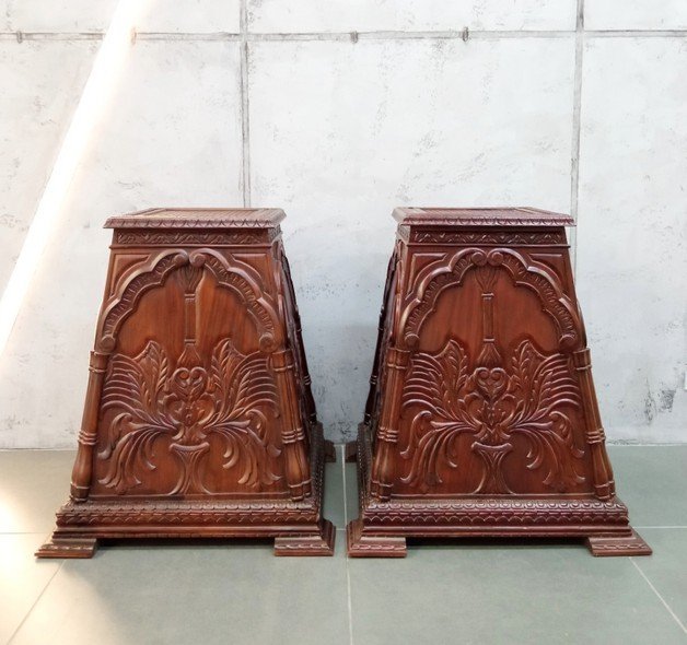Тумбы-постаменты парные