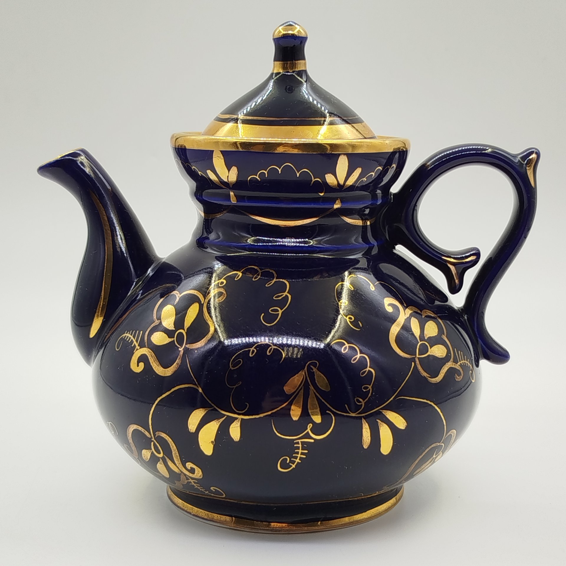 Чайник заварочный с расписным растительным декором