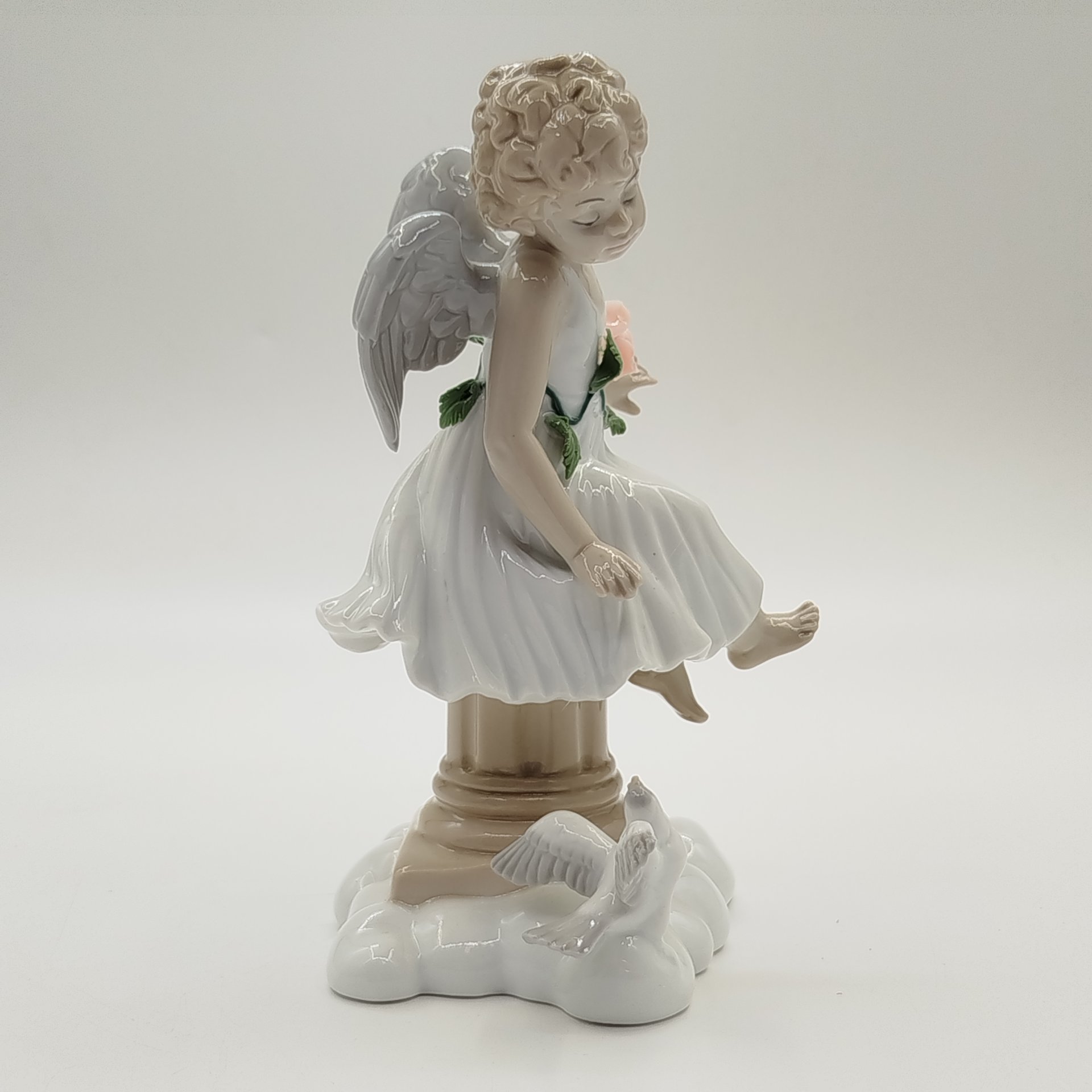 Статуэтка "Ангел", фарфор, Pavone, Италия, 2025 г.