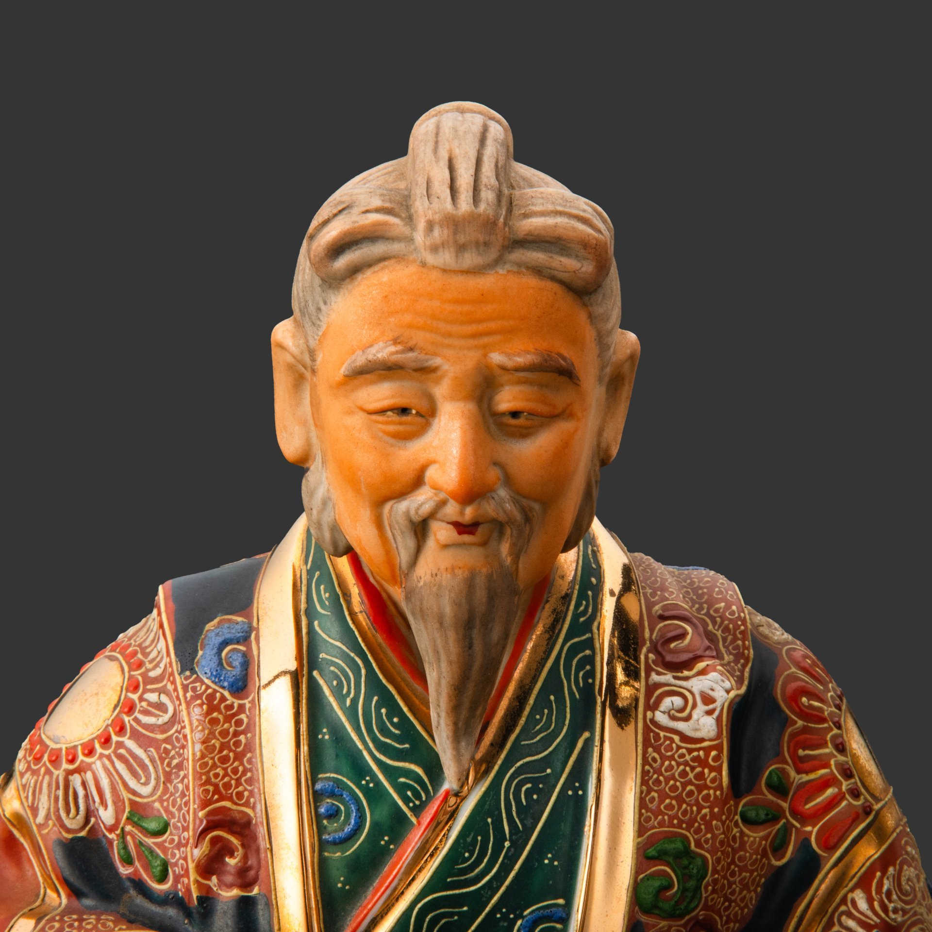 Статуэтка "Дзё" (尉, «старик») из легенды о Такасаго (高砂), фарфор, роспись,золочение, Япония, 1980-1990 гг.