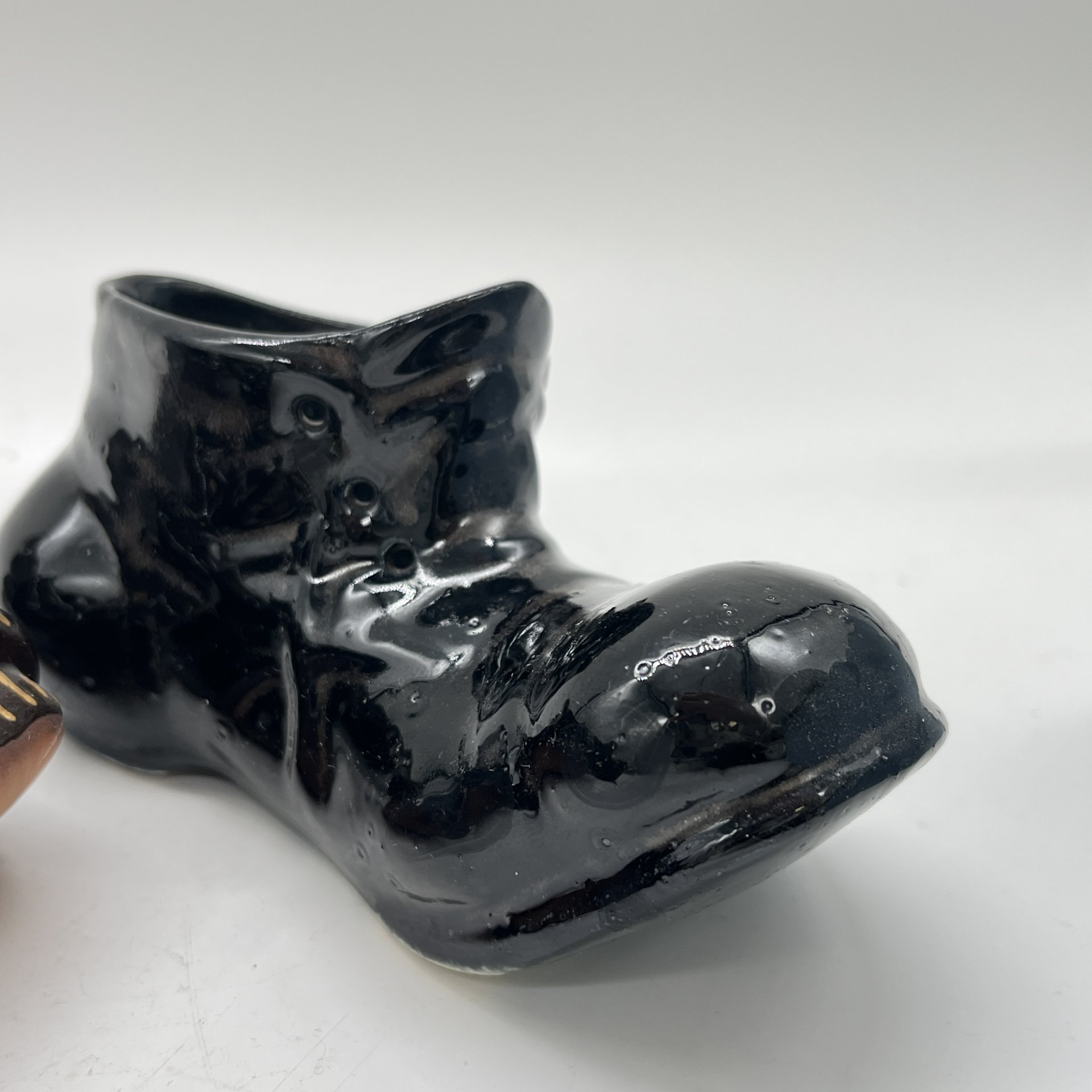 Набор из 3 статуэток "Башмаки", керамика, глазурь, СССР, 1970-1990 гг.