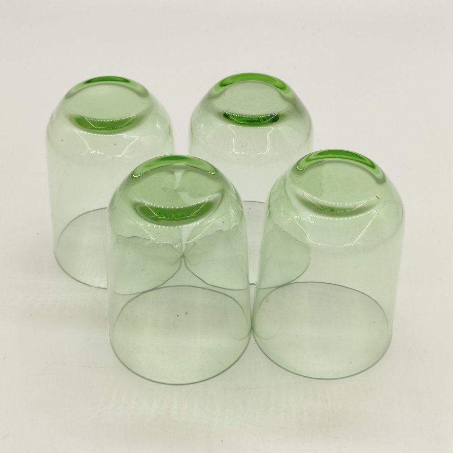 Набор из 4-х стопок зелёного оттенка