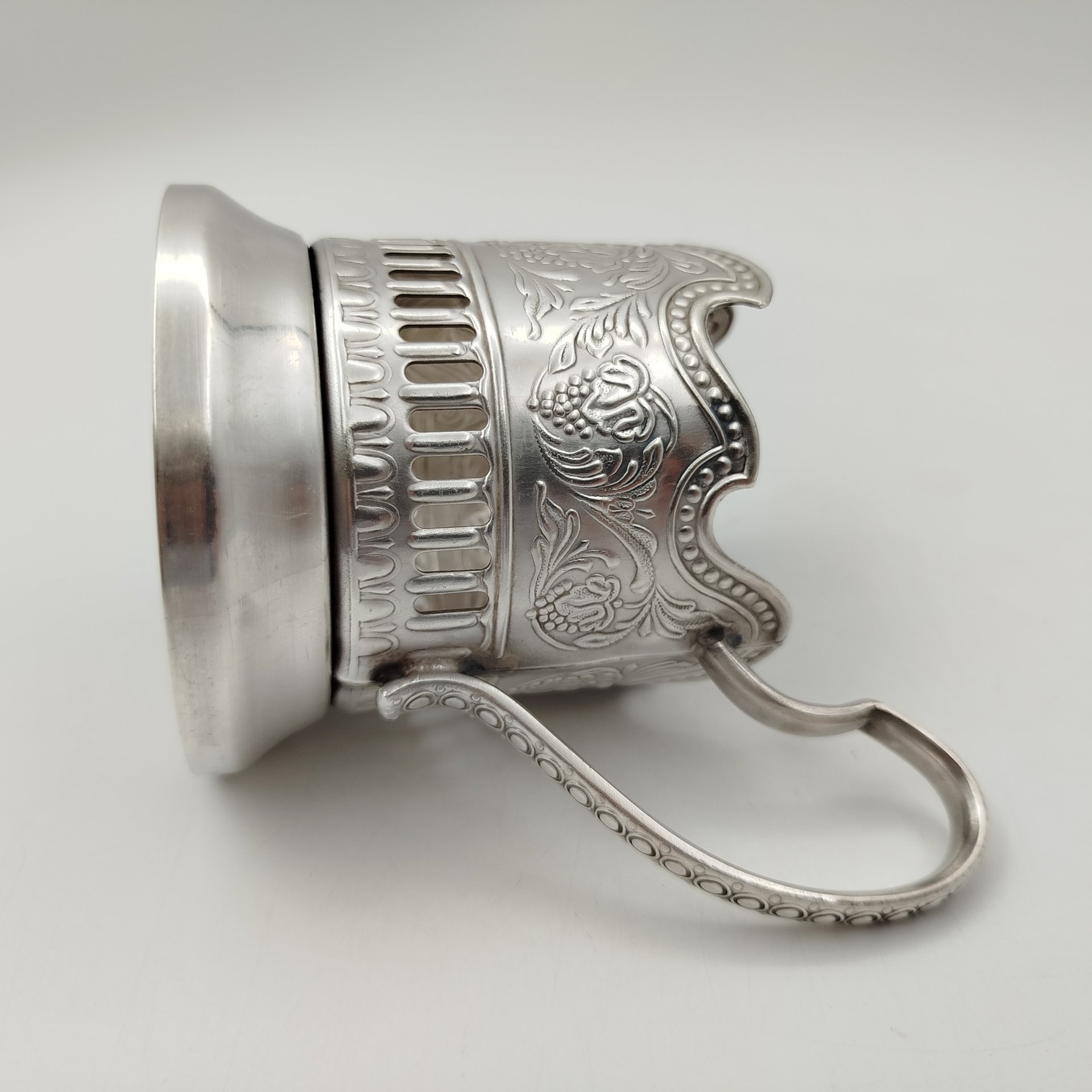 Подстаканник "Советский космос", мНЦ (медь-никель-цинк), Кольчугинский завод цветных металлов, СССР, 1960-1980 гг.
