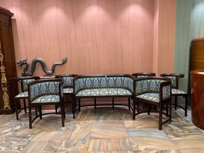 Мебельный гарнитур в стиле модерн, состоящий из софы, двух кресел и четырех стульев, дерево, ткань, Jacob & Josef Kohn (Яков и Иосиф Кон), Российская империя, 1900-1920 гг.