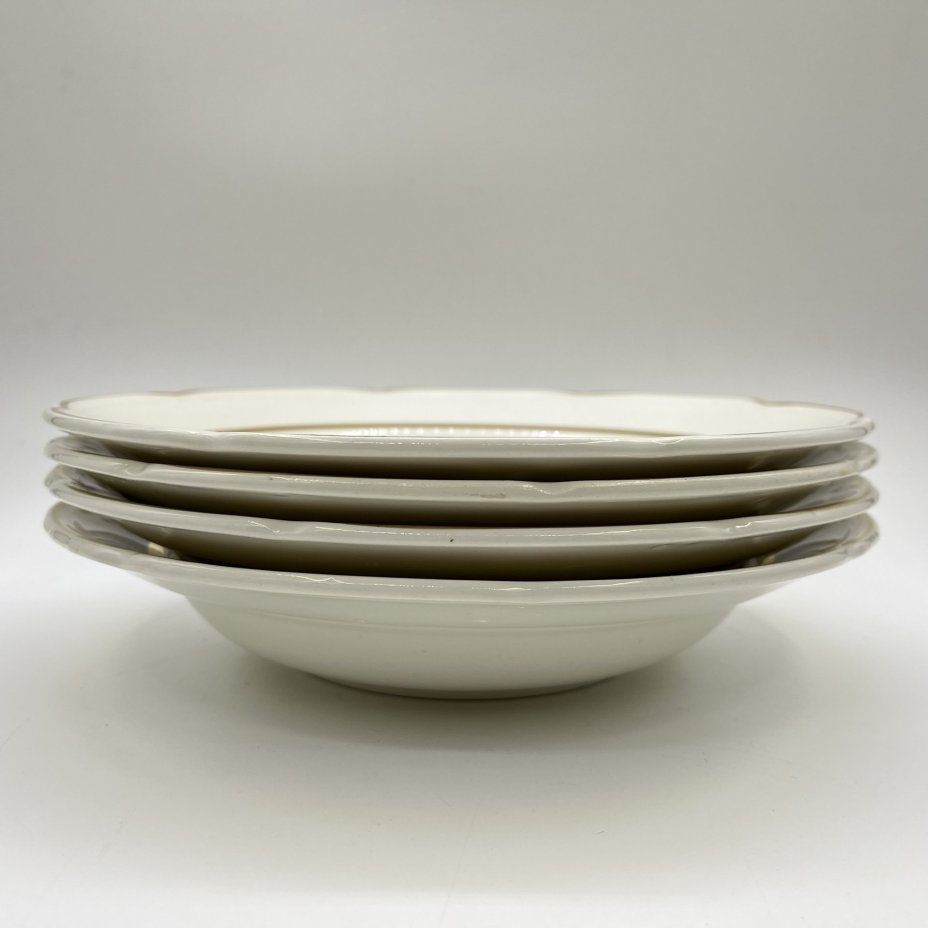 Набор суповых тарелок на 4 персоны, фаянс, золочение, Конаковский фаянсовый завод им. М.И. Калинина (ЗиК Конаково), СССР, 1974-1991 гг.