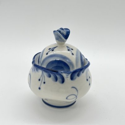 Солонка с крышкой с расписным растительным декором, Гжель, фарфор, роспись, СССР, 1970-1990 гг.