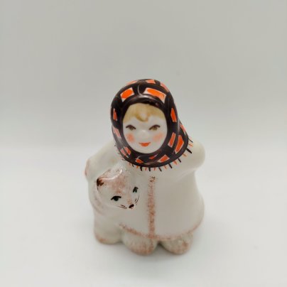 Статуэтка "Даренка с Муренкой", автор С. Синявская, Сысертский завод керамических изделий