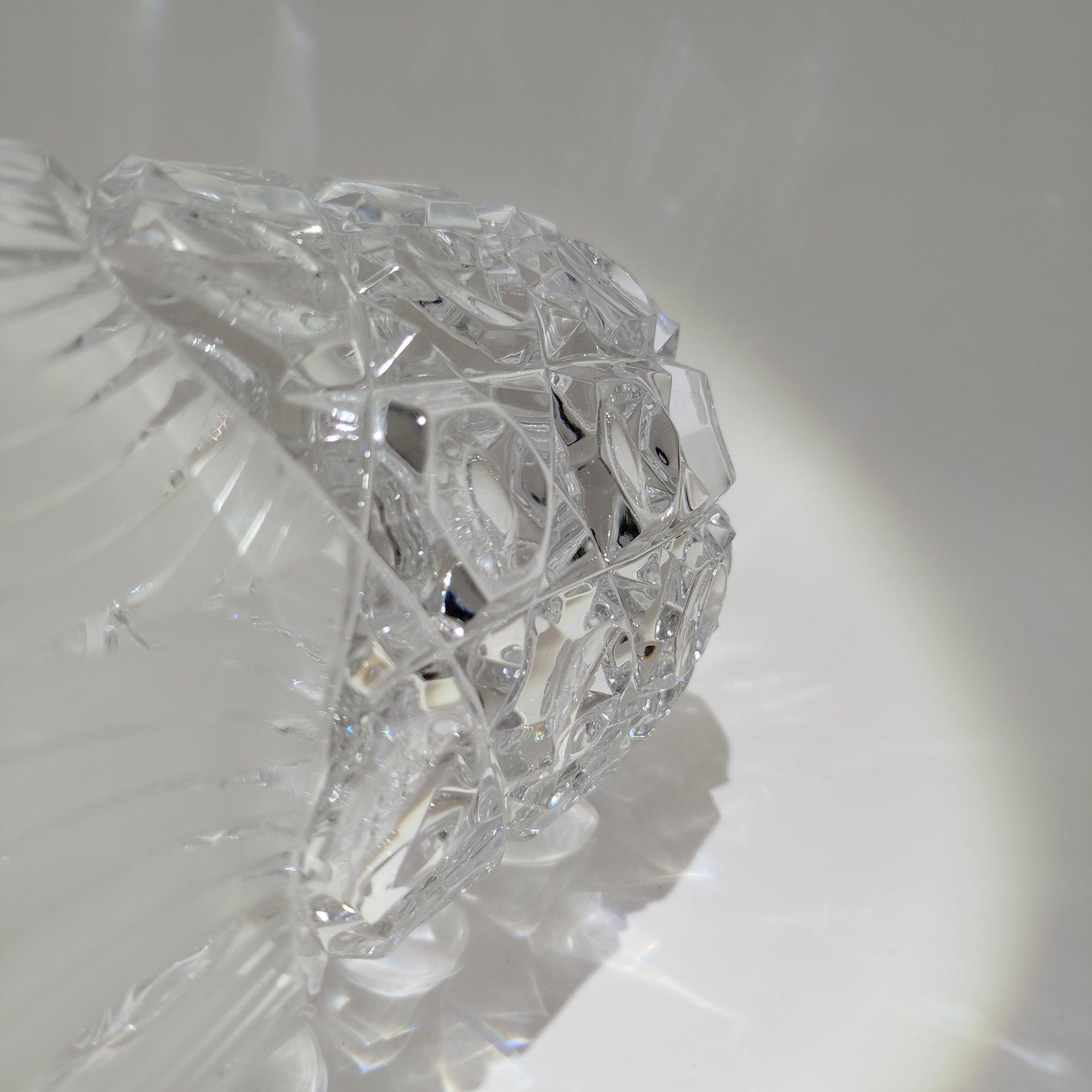 Ваза "Магнолия" с олимпийской символикой, автор Х.М. Пыльд, хрусталь, алмазная грань, Ленинградский завод художественного стекла (ЛЗХС), СССР, 1976-1980 гг.