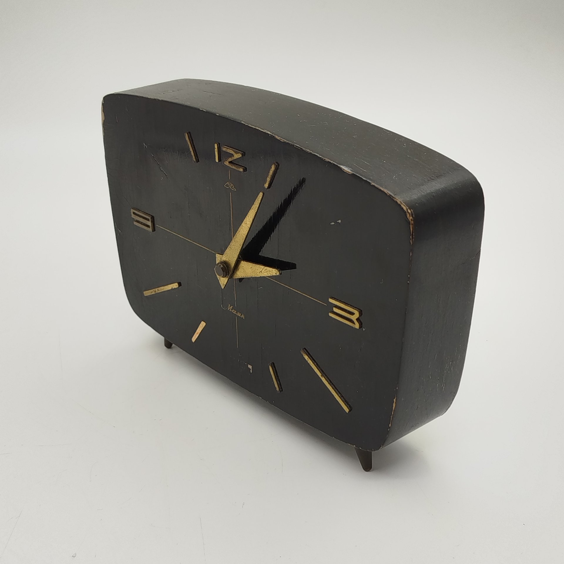 Часы настольные "Маяк", дерево, латунь, лак, Сердобский часовой завод «Маяк», СССР, 1960-1970 гг.