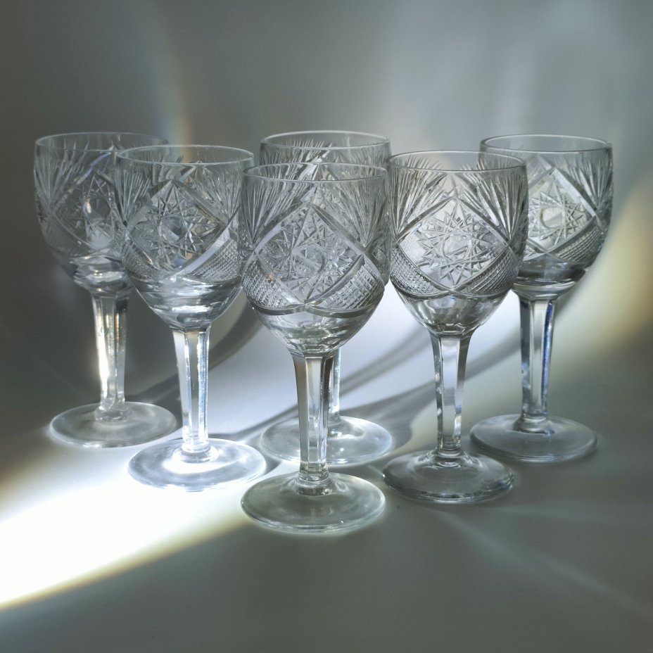 Набор из 6-ти рюмок с резным геометрическим декором, хрусталь, алмазная грань, СССР, 1970-1990 гг.