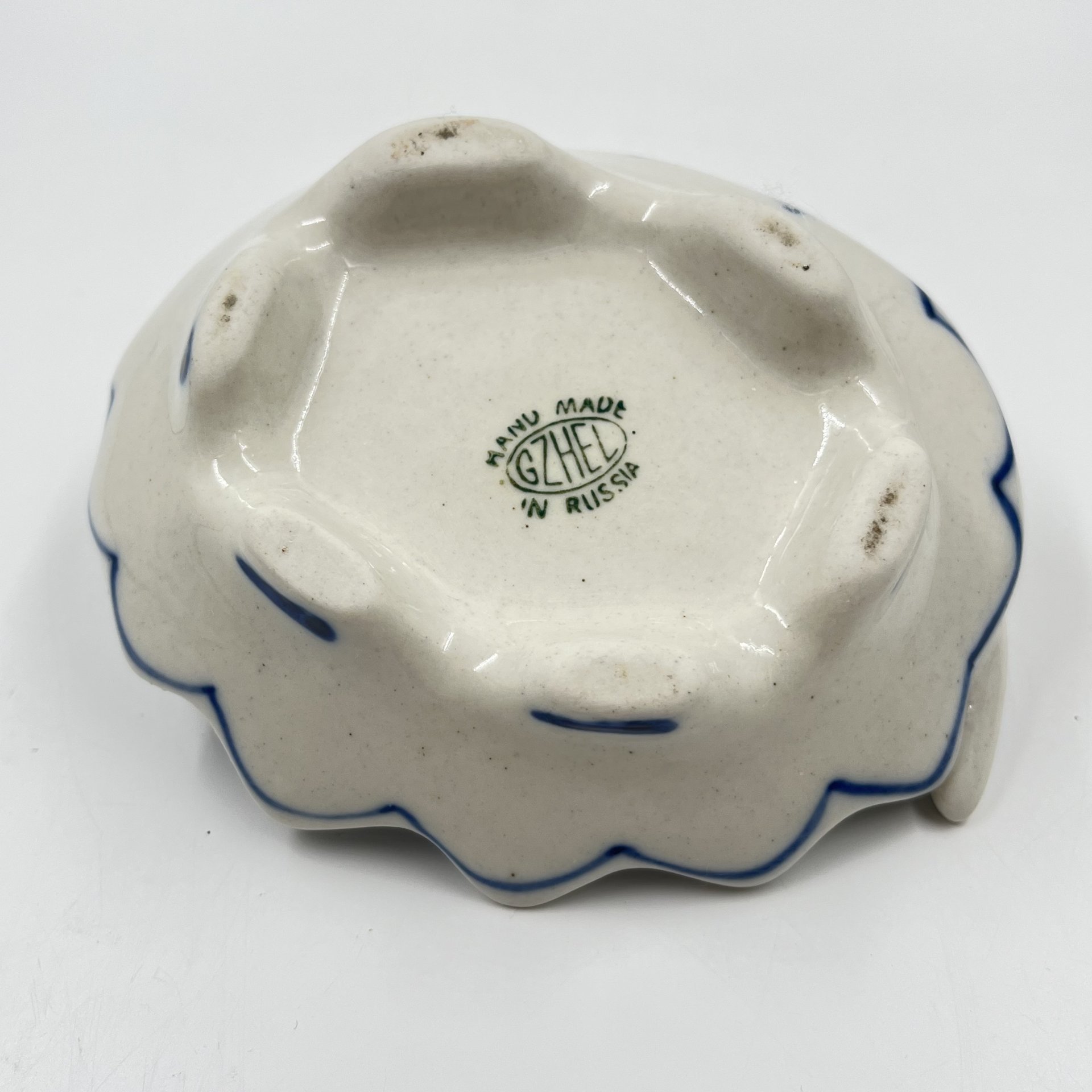 Икорница "Рыба" с цветочным декором, Гжель