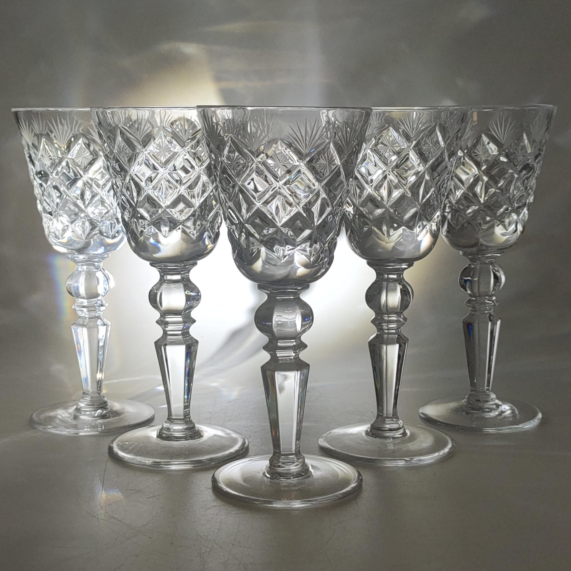 Набор бокалов на 5 персон с резным геометрическим декором, хрусталь, алмазная грань, СССР, 1970-1990 гг.