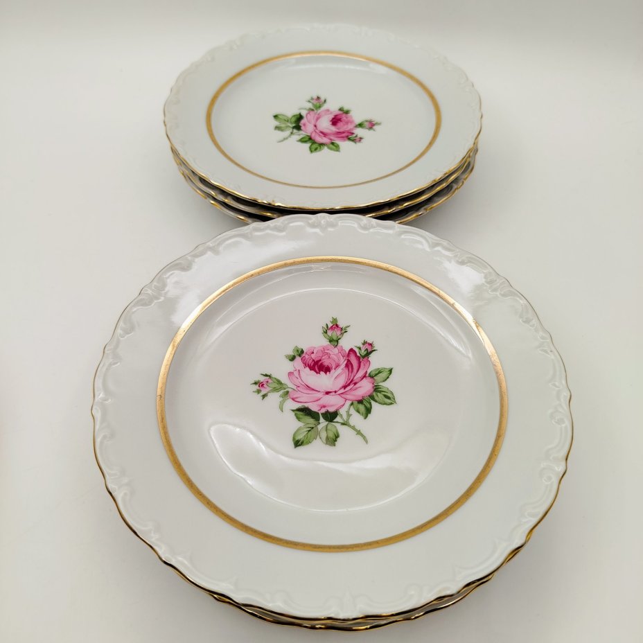 Набор из 6-ти десертных тарелок, украшенных изображением розы, фарфор, деколь, золочение, Kahla, ГДР, 1968-1987 гг.