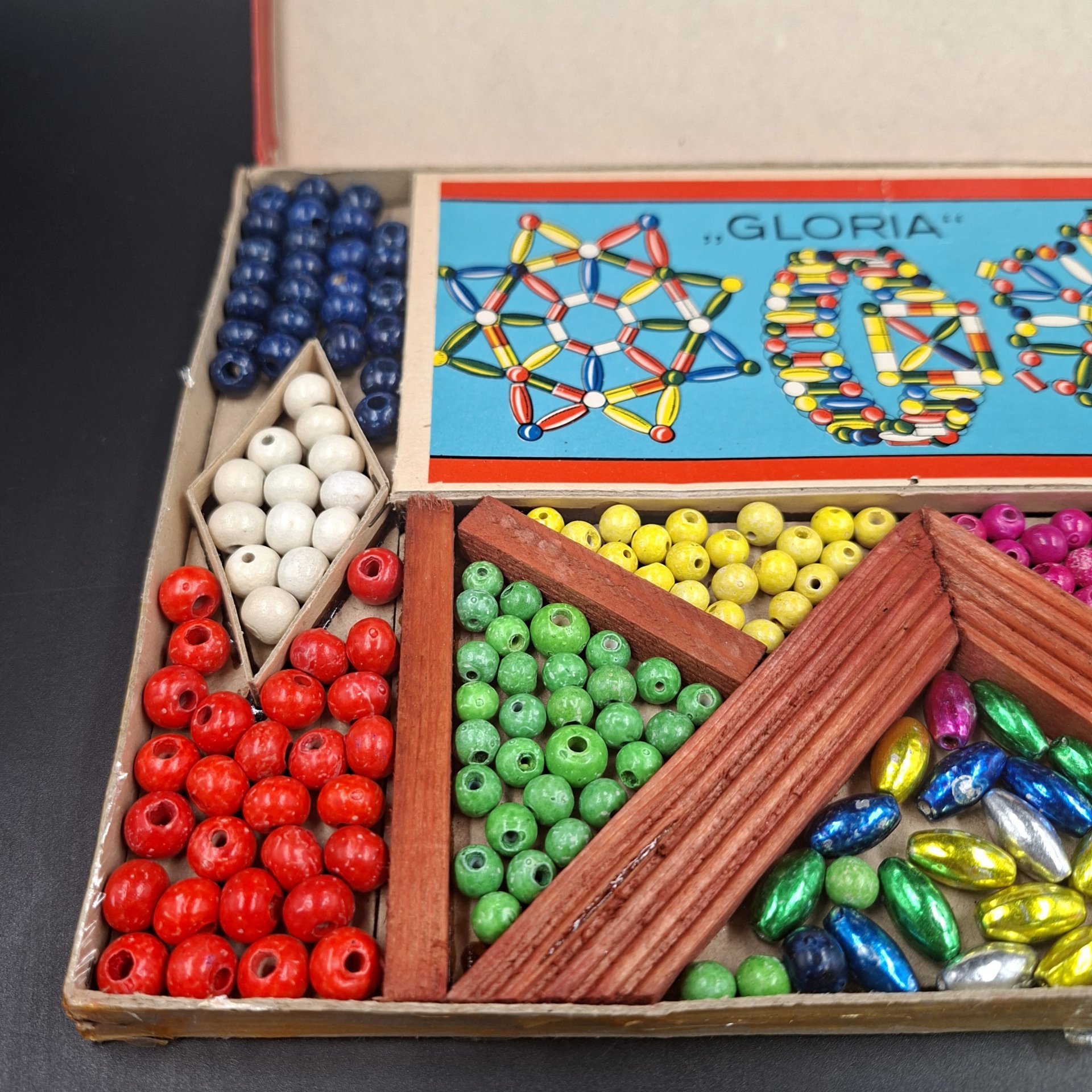 Набор бусин "Gloria" (для плетения бус и браслетов)