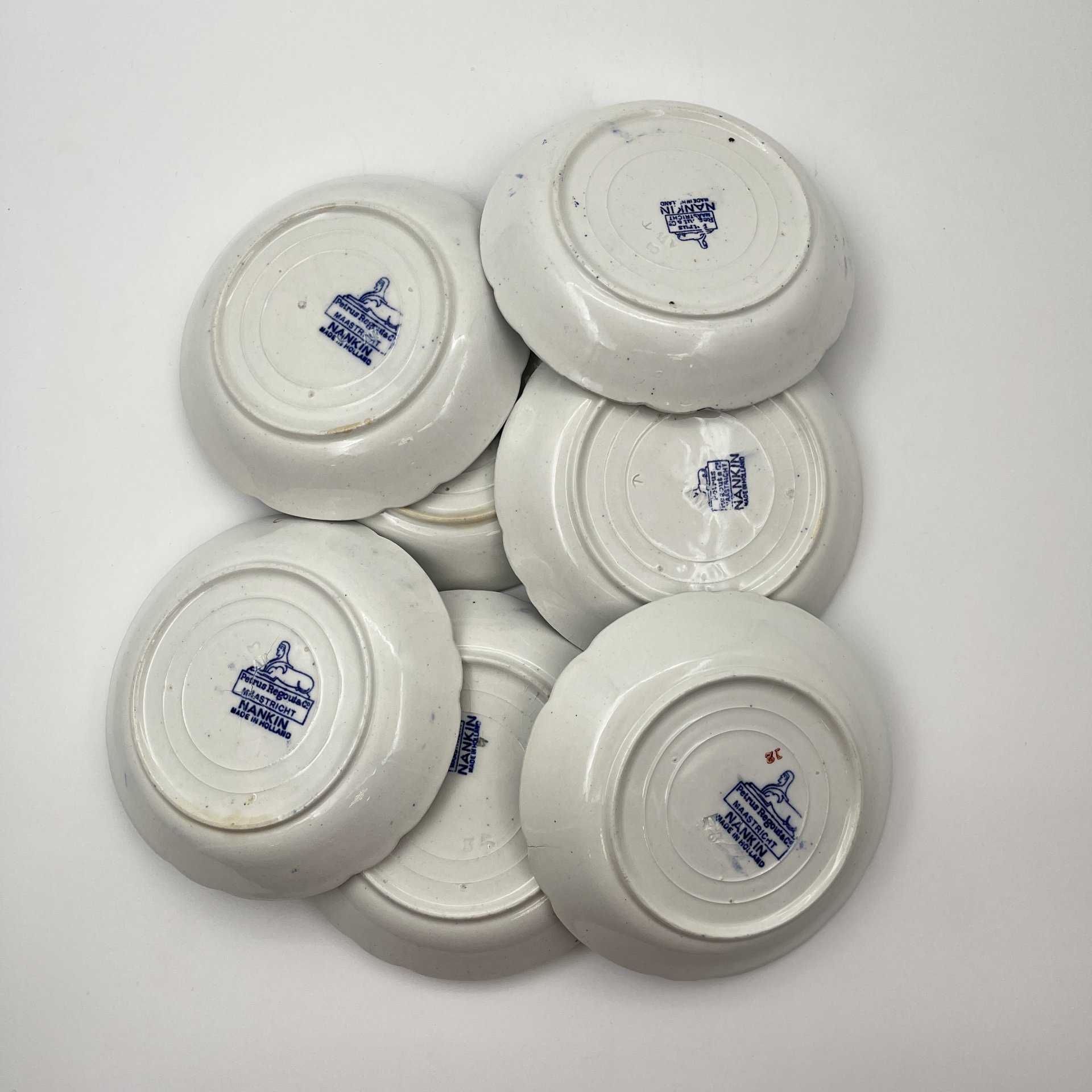 Набор из 8-ми десертных тарелок (блюдец) в азиатском стиле, Petrus Regout Maastricht