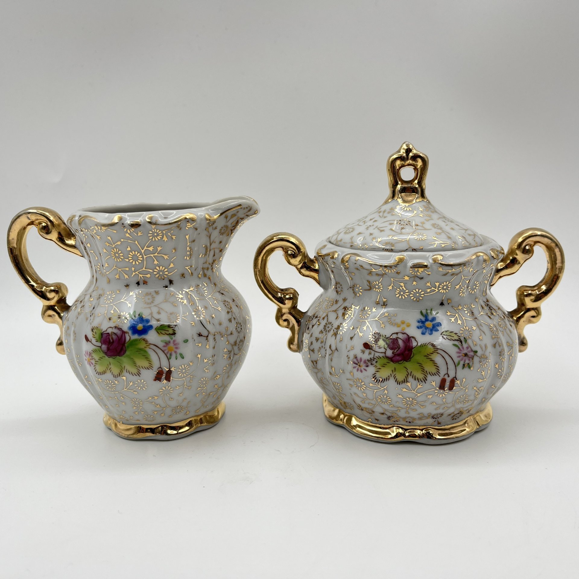 Кофейный набор с цветочным декором на 6 персон (14 предметов), фарфор, деколь, роспись, золочение, Европа, 1960-1980 гг.