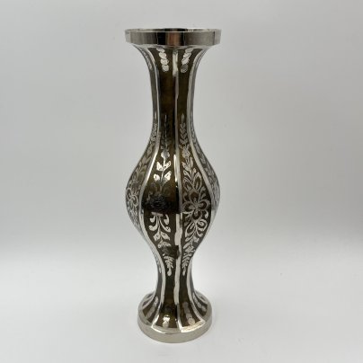 Ваза в восточном стиле серебристого оттенка с растительным декором, латунь, гравировка, Индия, 1970-1990 гг.