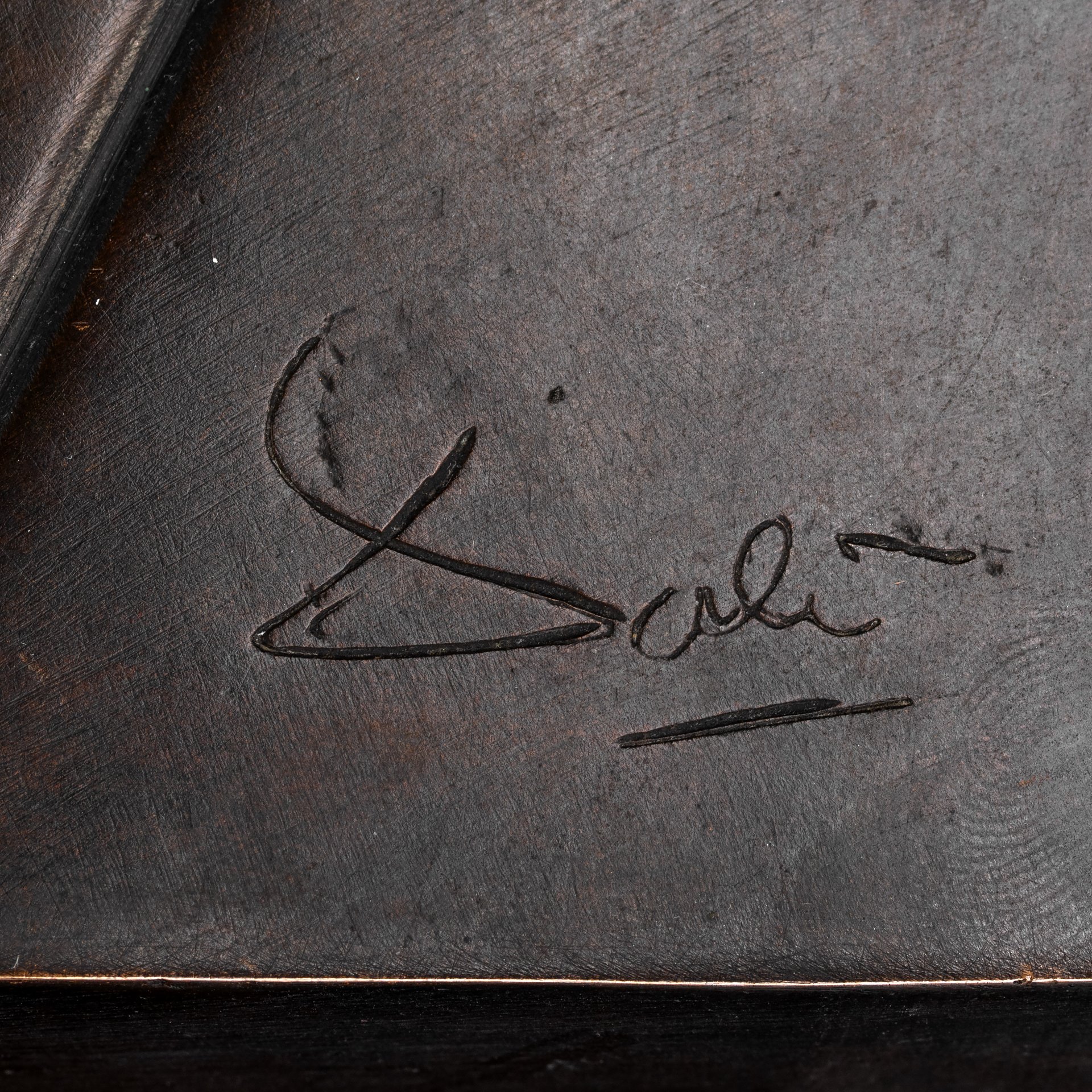 [Экспертное заключение Е.Ю. Ельковой НИНЭ им. П.М. Третьякова] Скульптура "Космическая Венера" по образцу 1984 г., скульптор Сальвадор Дали (1904-1989 гг.),  № 311/350,  Литейная фирма "Jemelton", бронза, литье, полировка, коричневая и темная патинировка, сварка, монтирование, Италия, 1990-2000 гг.