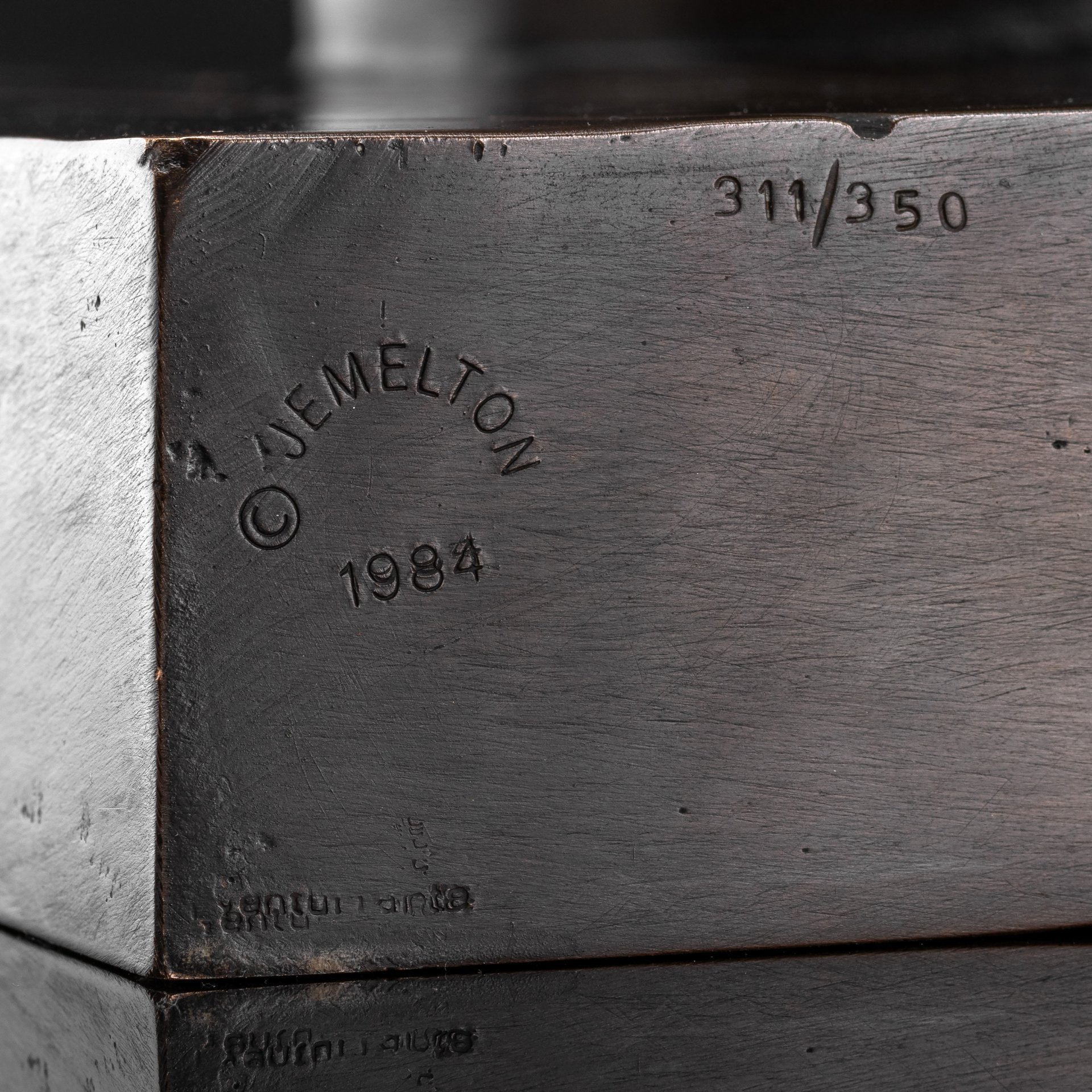 [Экспертное заключение Е.Ю. Ельковой НИНЭ им. П.М. Третьякова] Скульптура "Космическая Венера" по образцу 1984 г., скульптор Сальвадор Дали (1904-1989 гг.),  № 311/350,  Литейная фирма "Jemelton", бронза, литье, полировка, коричневая и темная патинировка, сварка, монтирование, Италия, 1990-2000 гг.