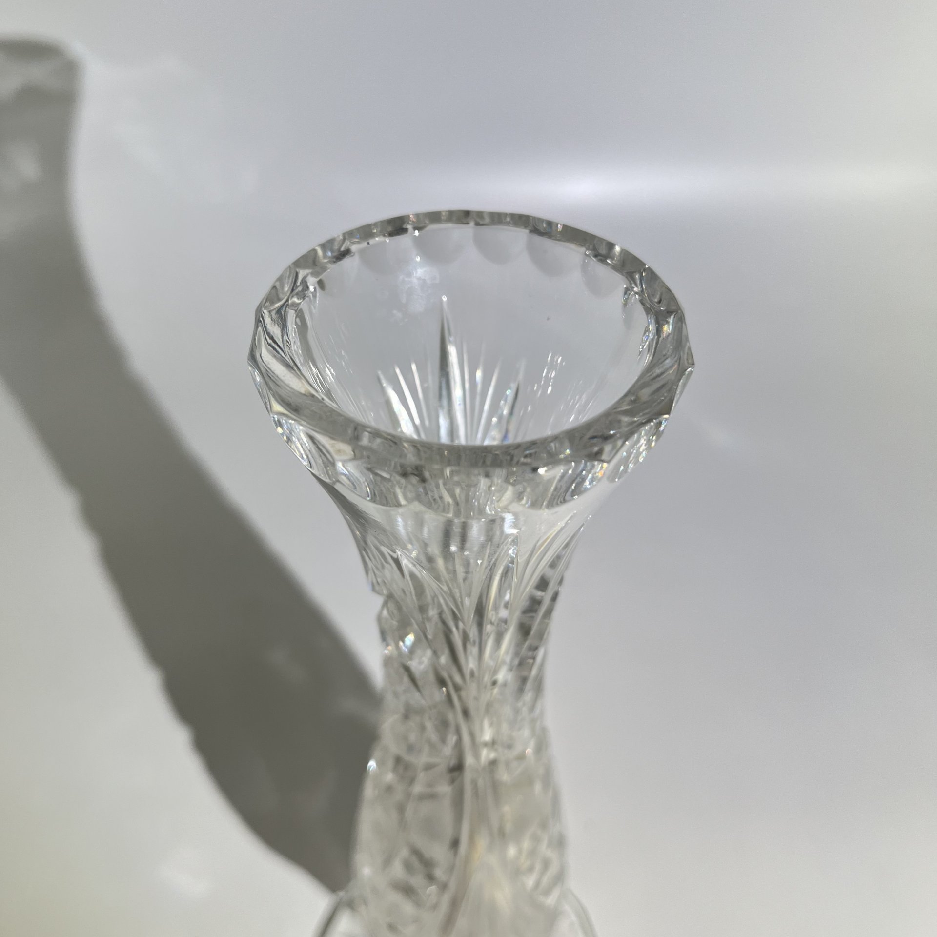 Узкая ваза с резным декором, Bohemia Crystalite