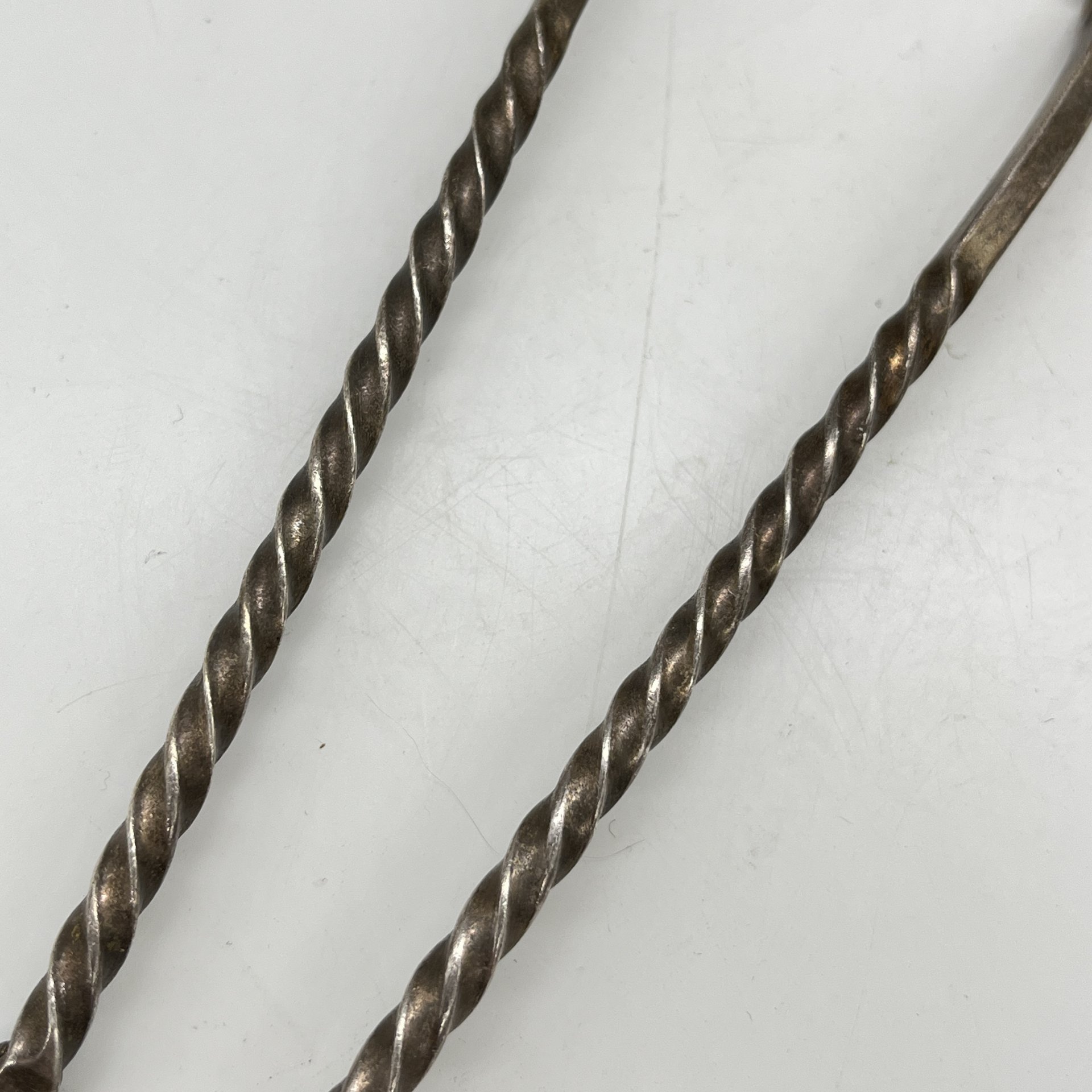 Две салатные ложки с витыми ручками, мНЦ (медь-никель-цинк), Таллинский ювелирный завод, СССР, 1960-1990 гг.