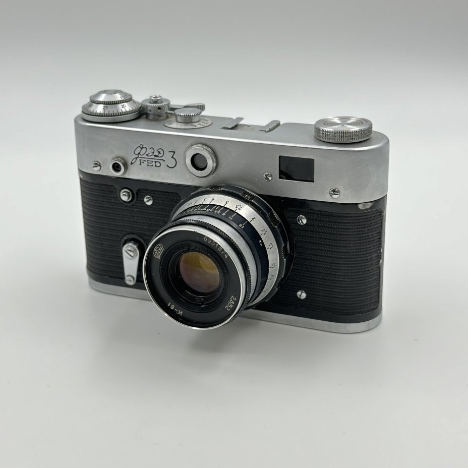 Фотоаппарат "ФЭД-3" с объективом "Индустар-61" в родном кофре, Харьковский машиностроительный завод им. Дзержинского (ФЭД)
