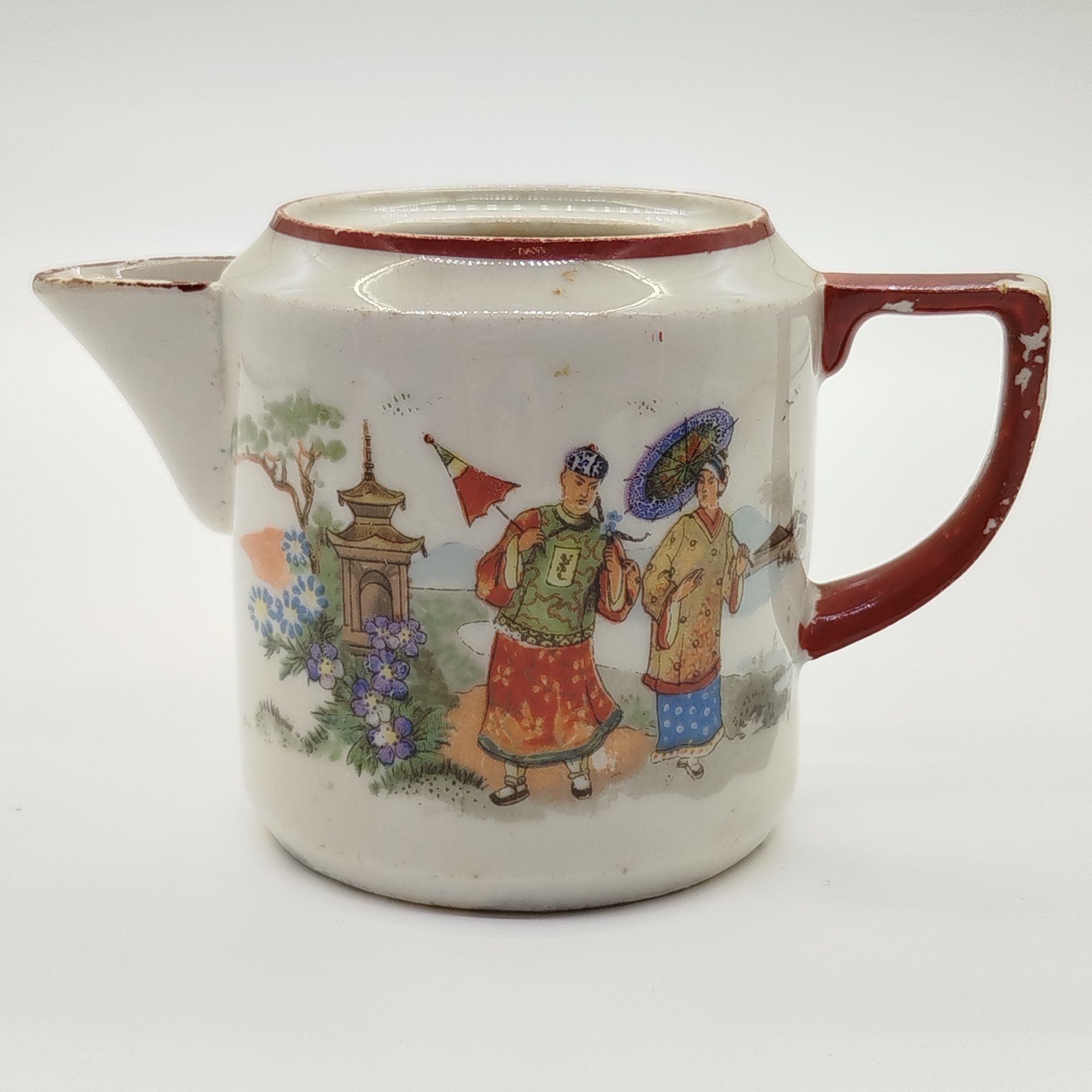 Молочник в стиле шинуазри