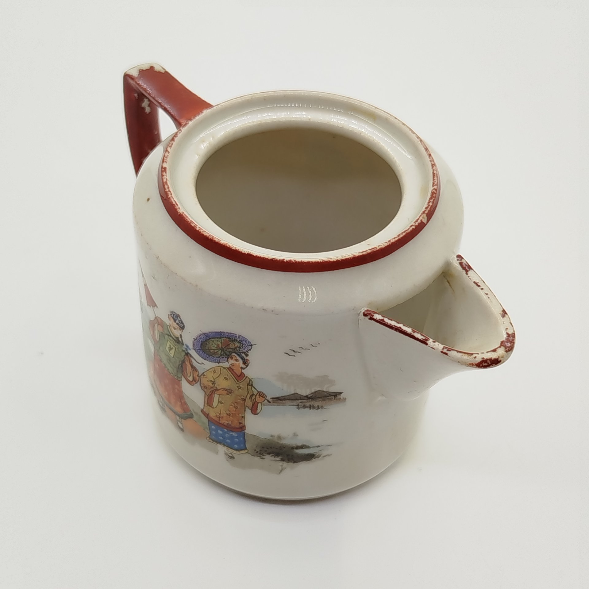 Молочник в стиле шинуазри