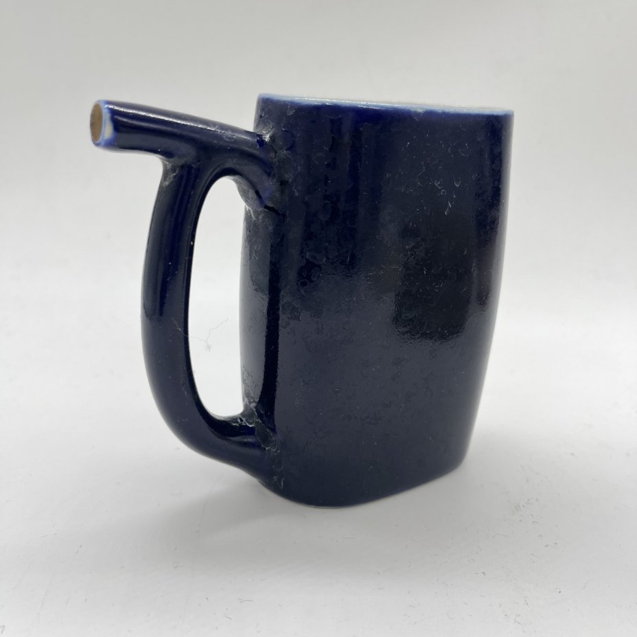 Поильник кобальтового оттенка, фарфор, кобальт, крытье, Кисловодский художественный промкомбинат (КХПК), СССР, 1970-1990 гг.