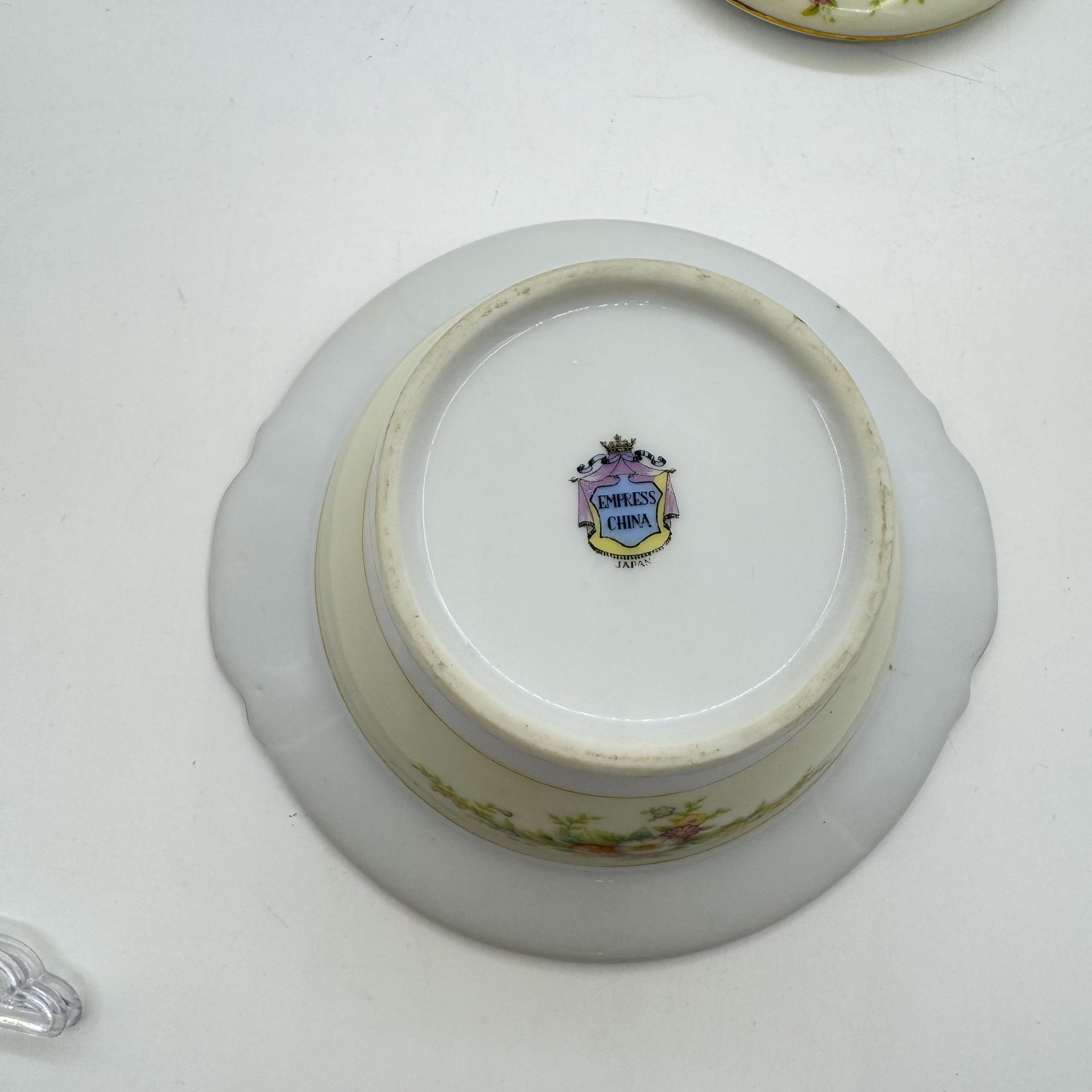 Сахарница с крышкой и цветочным декором, Empress China