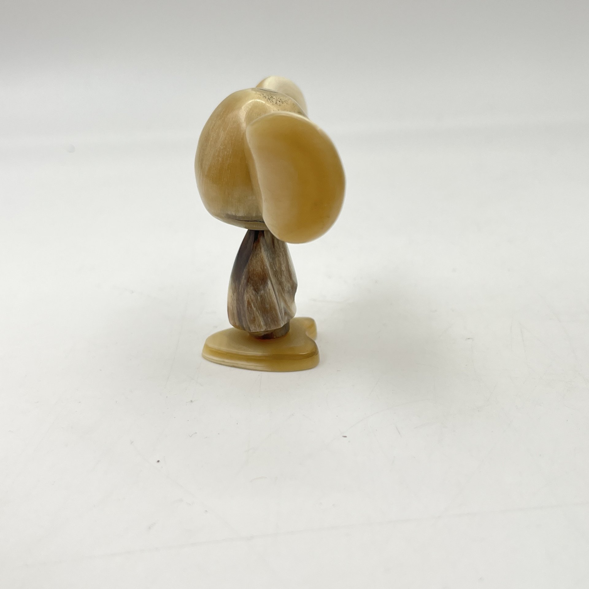 Статуэтка "Чебурашка", рог, резьба