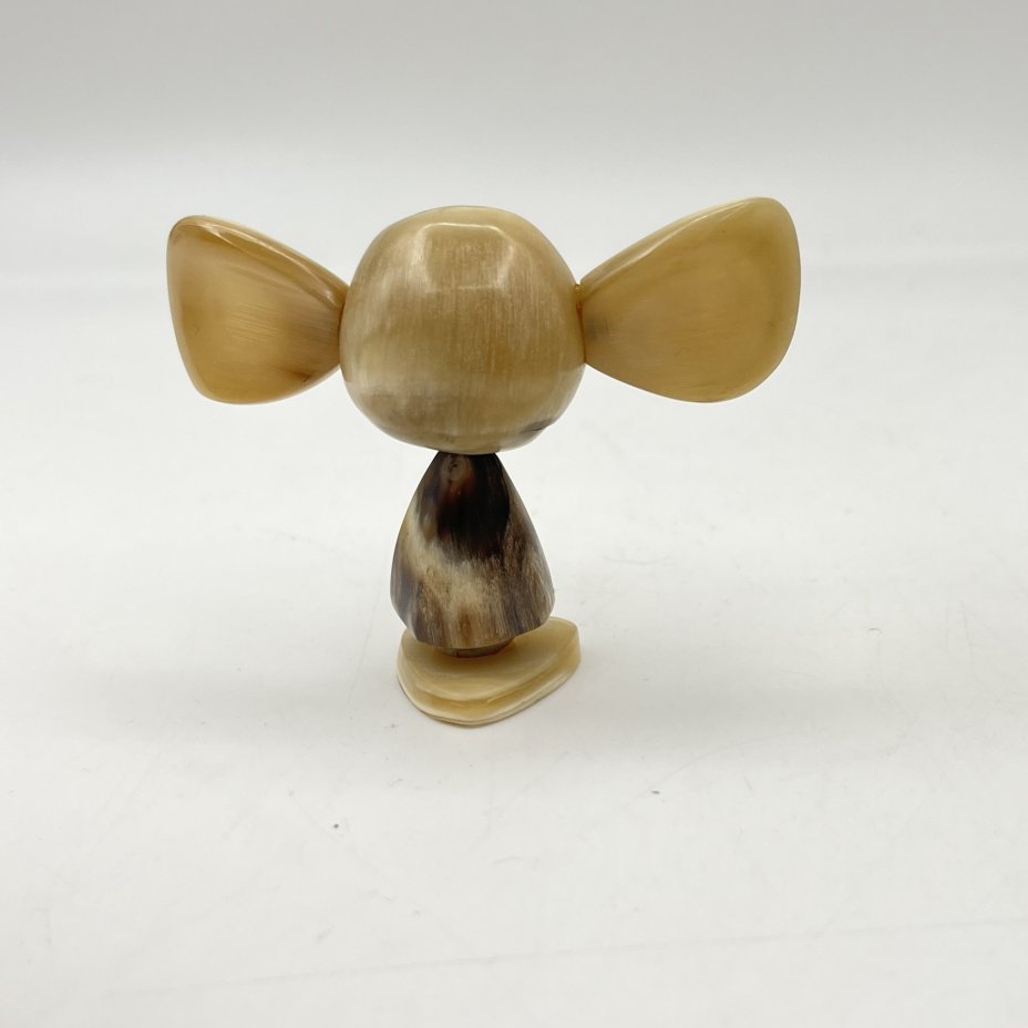 Статуэтка "Чебурашка", рог, резьба