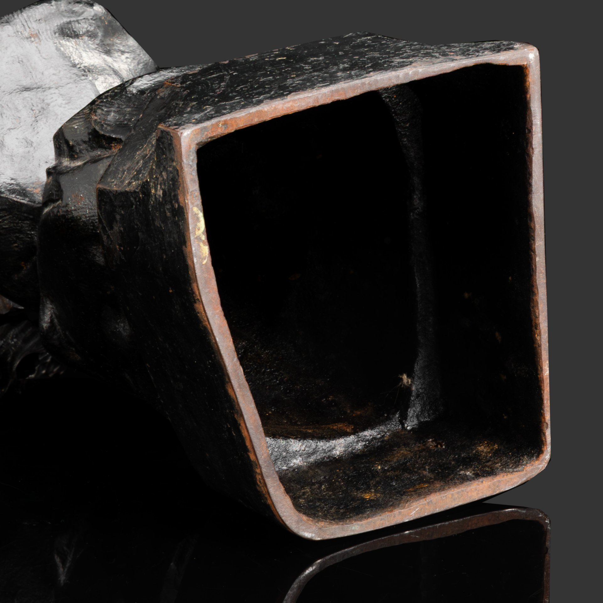 Скульптура "Орел на скале", по модели XIX века, чугун, крашение, СССР, 1950-1970 гг.