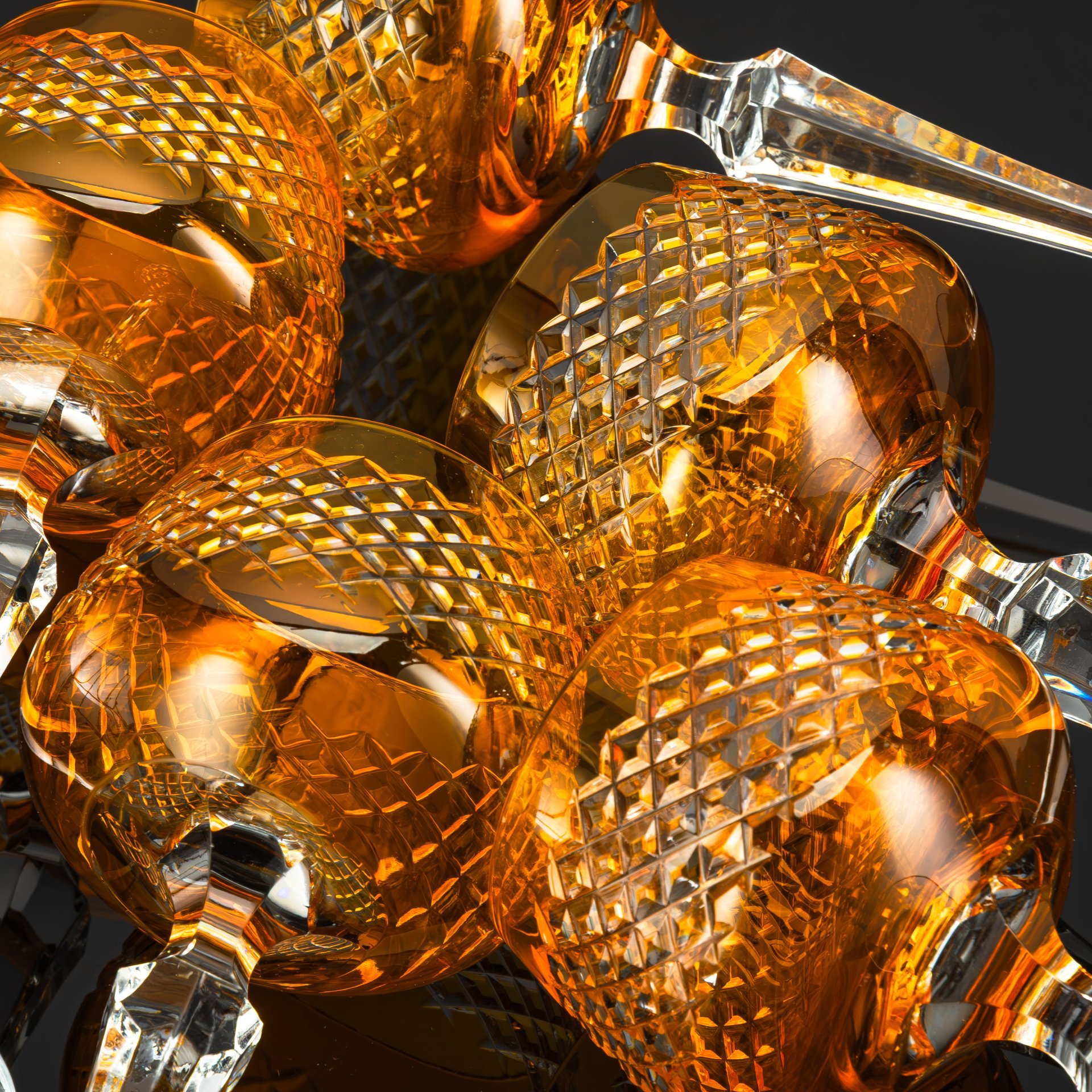 Набор бокалов янтарного цвета с граненой ножкой на 5 персон, стекло, гранение, резьба, Германия, 1950-1970 гг.