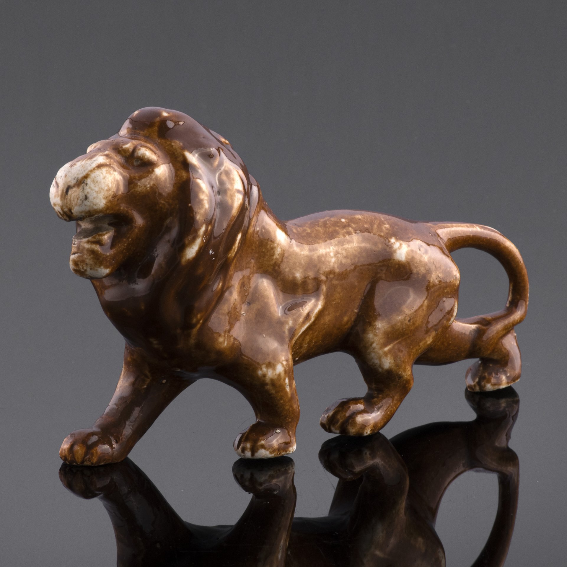 Статуэтка "Идущий лев", керамика, глазурь, СССР, 1970-1990 гг.
