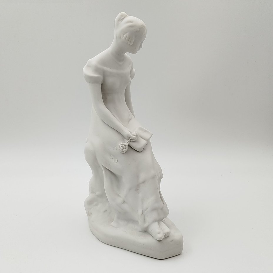 Статуэтка "Татьяна Ларина", скульптор Цепелев М. И.