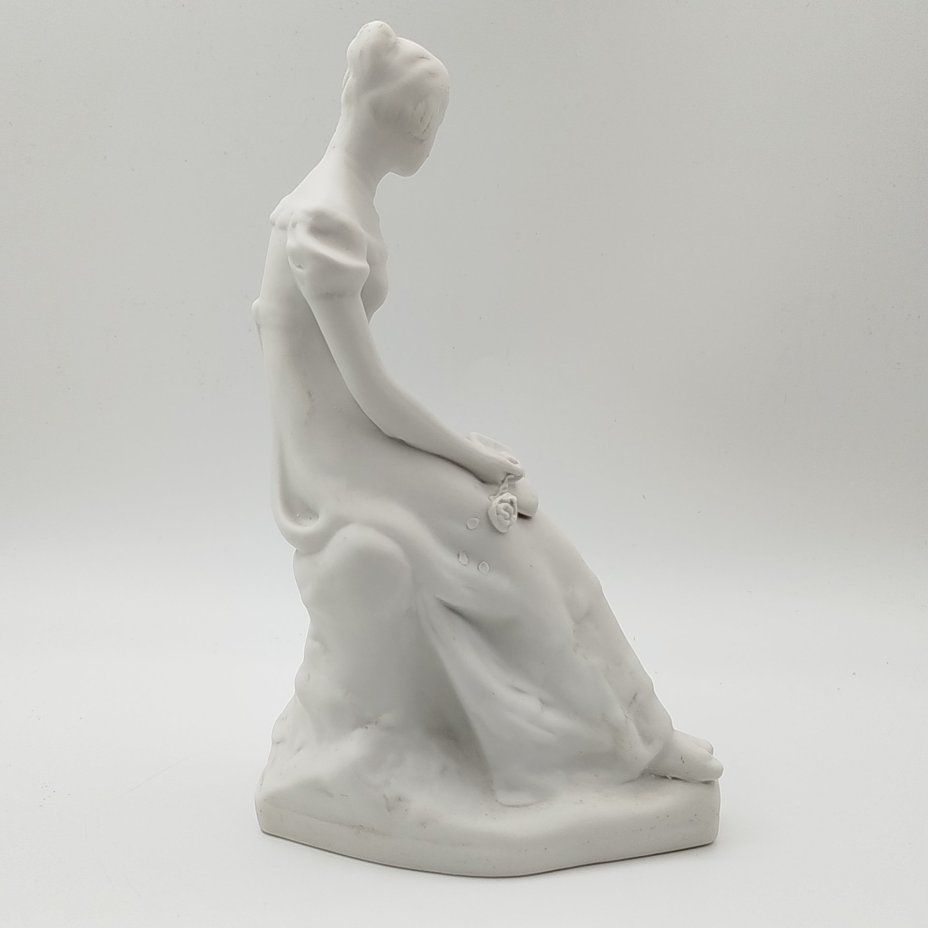 Статуэтка "Татьяна Ларина", скульптор Цепелев М. И.