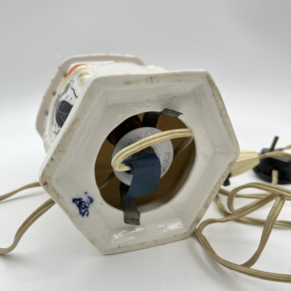 Ночник "Золотой петушок", фарфор, роспись, золочение, Ленинградский завод фарфоровых изделий (ЛЗФИ), СССР, 1956-1967 гг.