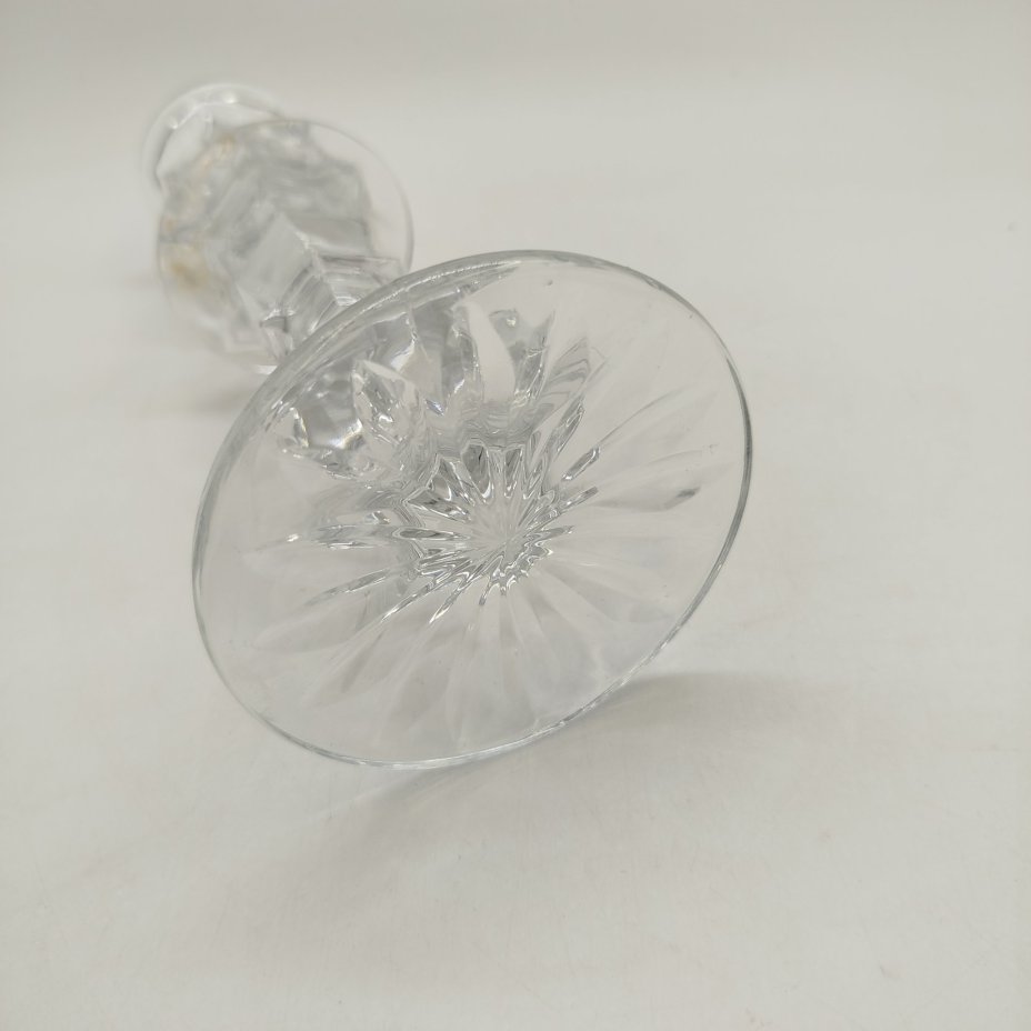 Подсвечник в классическом стиле