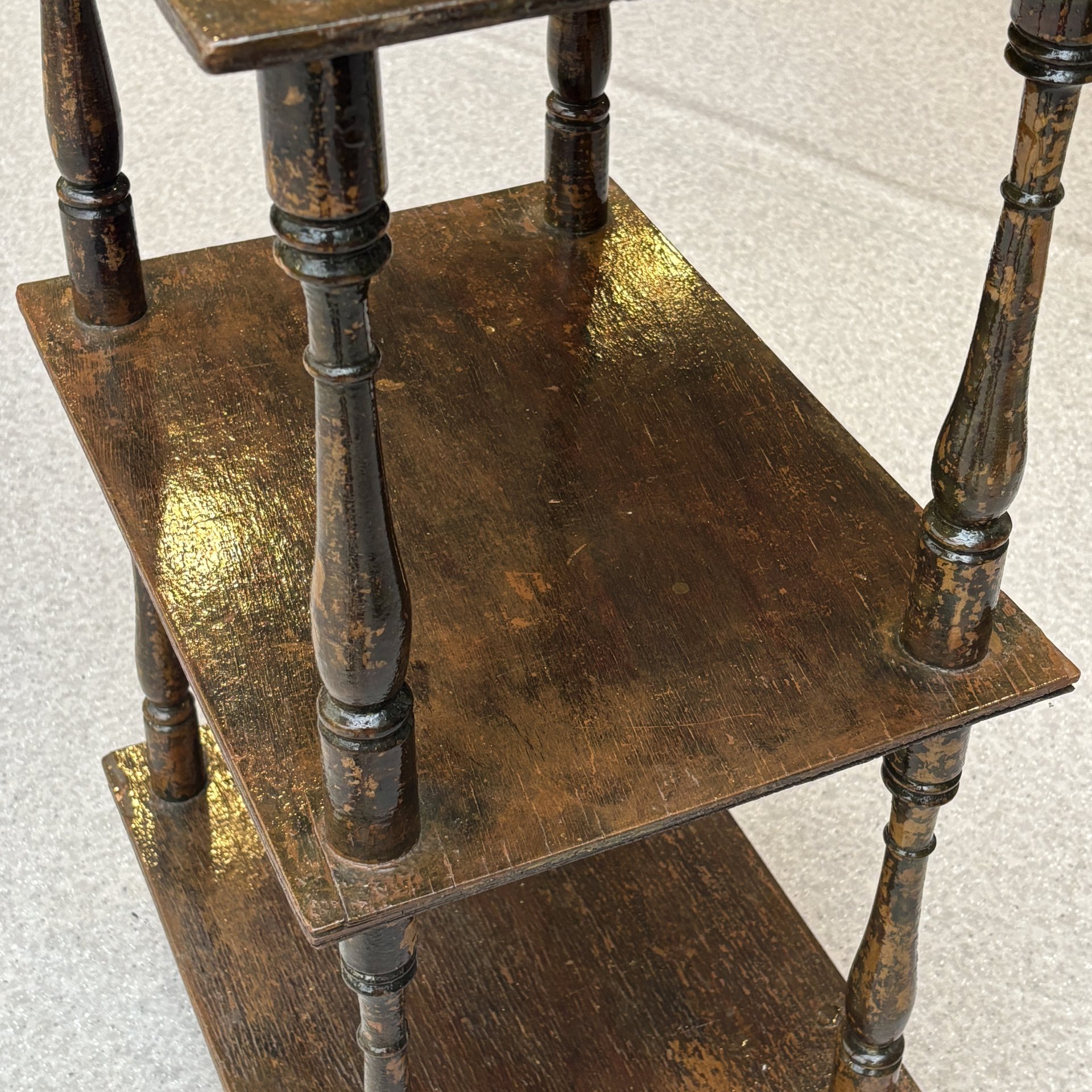 Этажерка (консоль) на 4 полки